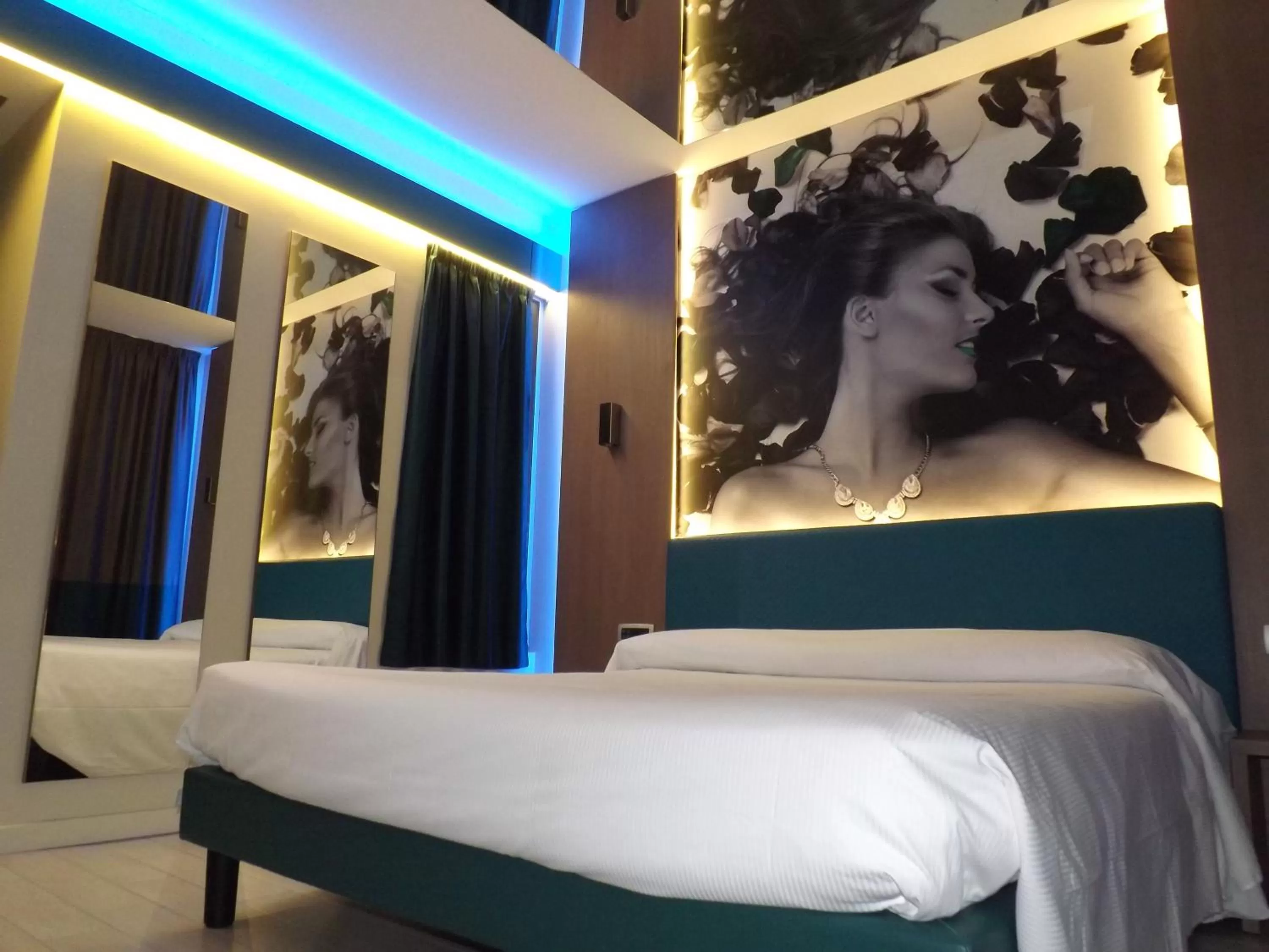 Bed in Hotel Camelia