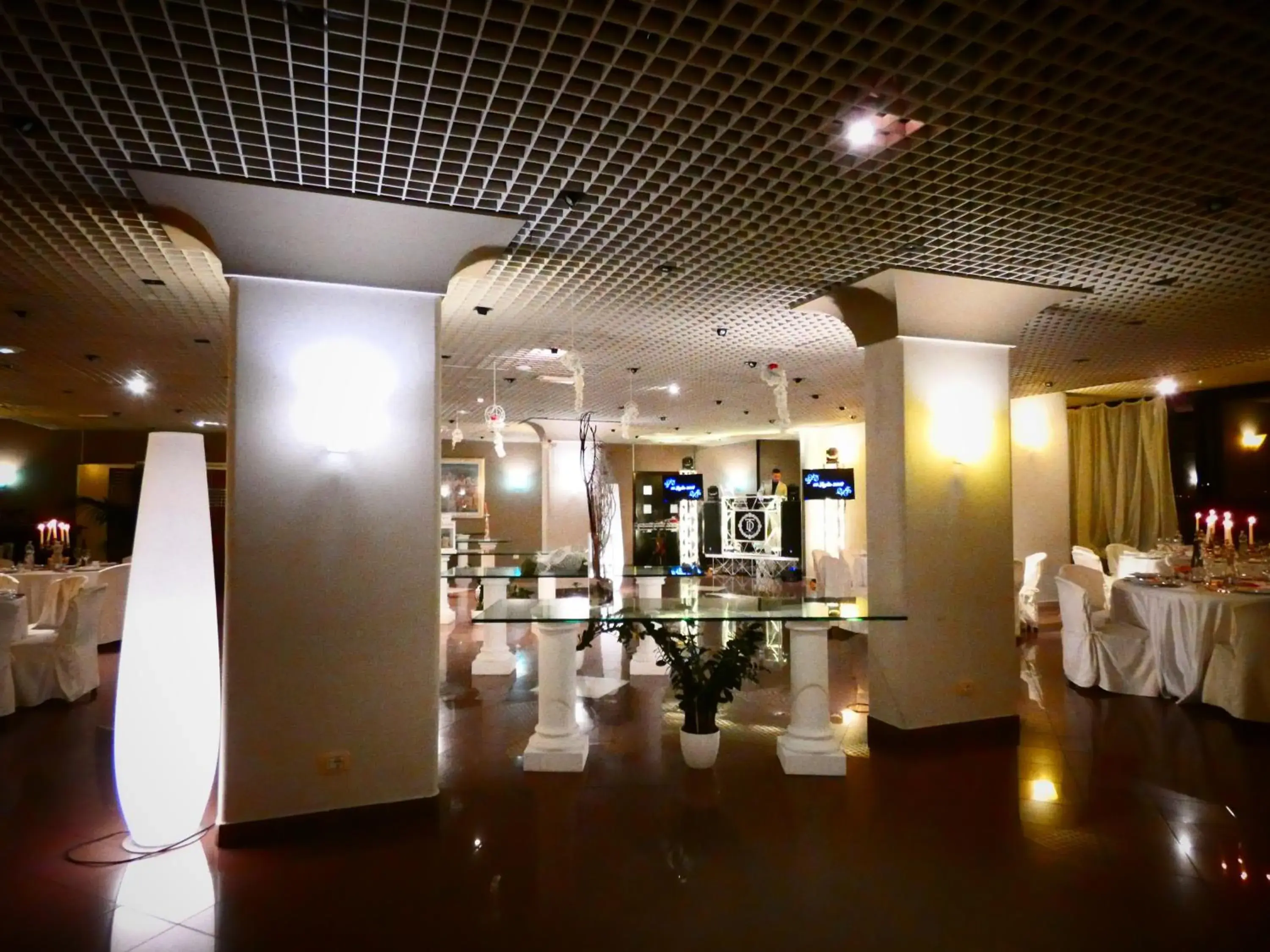 Restaurant/places to eat, Fitness Center/Facilities in San Paolo Palace Hotel