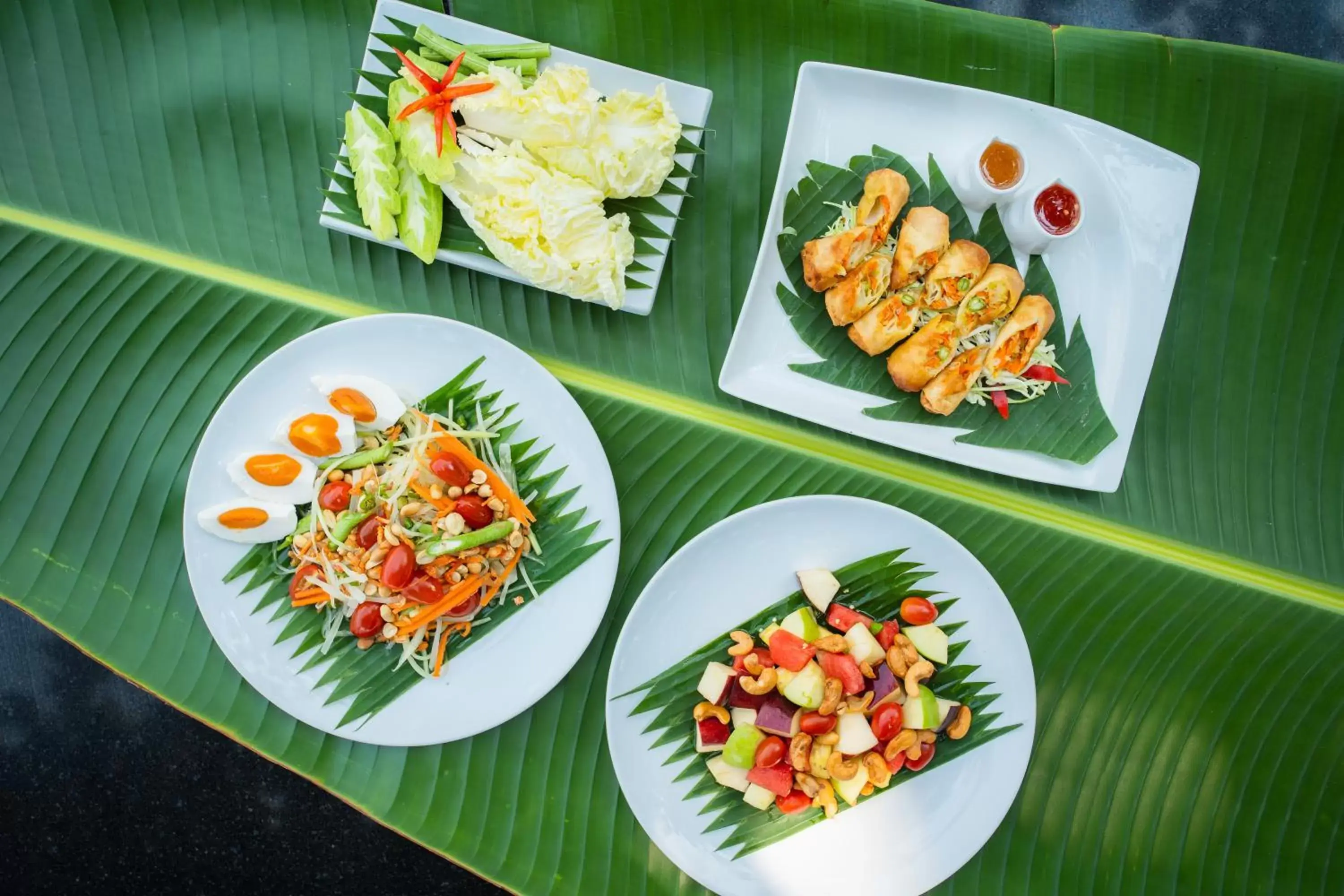 Food and drinks in Koh Chang Cliff Beach Resort Food and drinks in Koh Chang Cliff Beach Resort