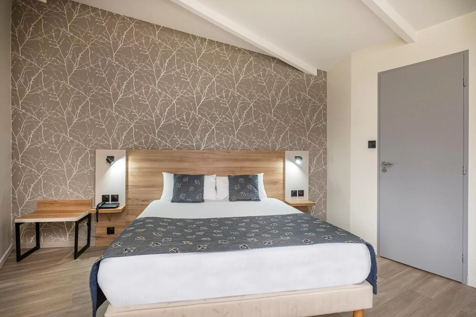 Bed in Charme Hôtel et Spa, Montbéliard Sud