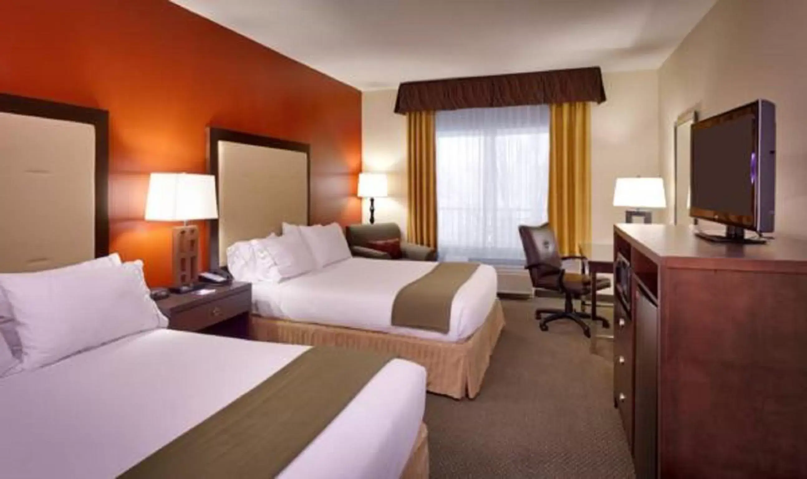 Photo of the whole room in Holiday Inn Express & Suites Mesquite Nevada, an IHG Hotel