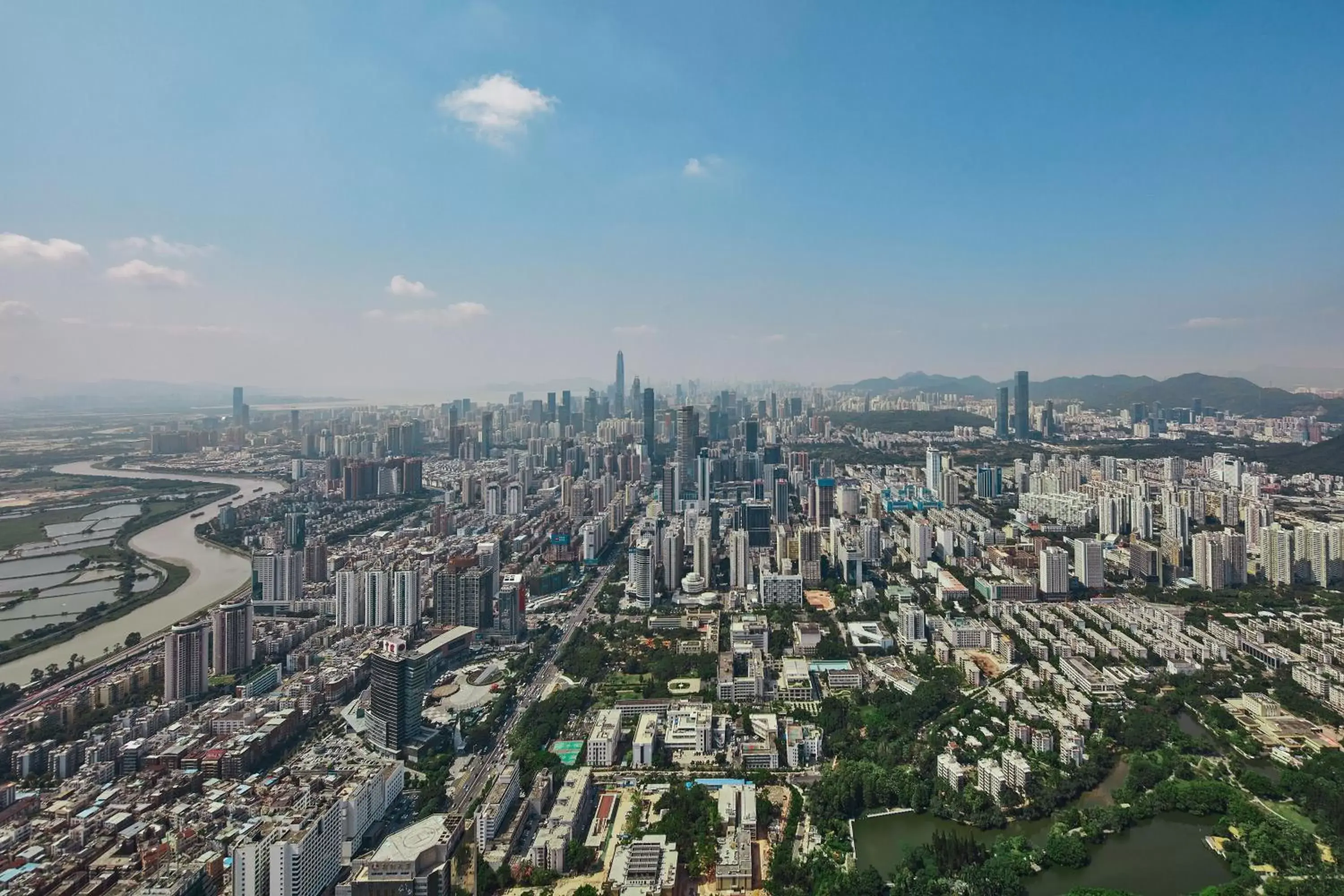 Photo of the whole room, Bird's-eye View in The St. Regis Shenzhen