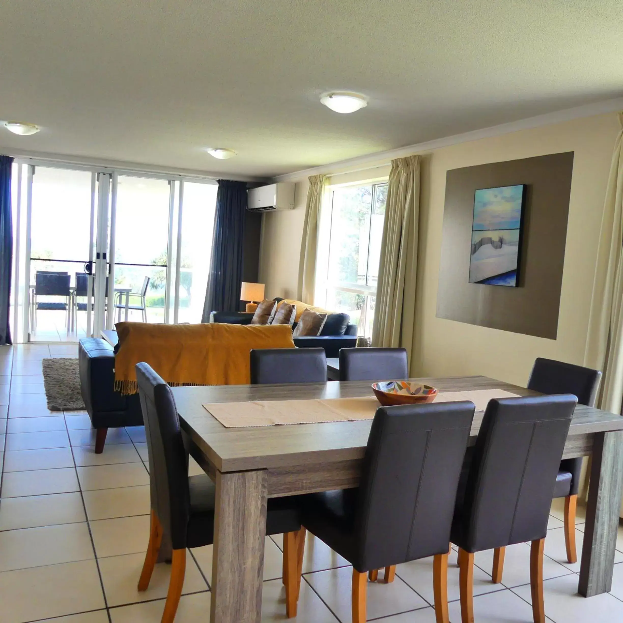 Dining Area in Bargara Blue Resort