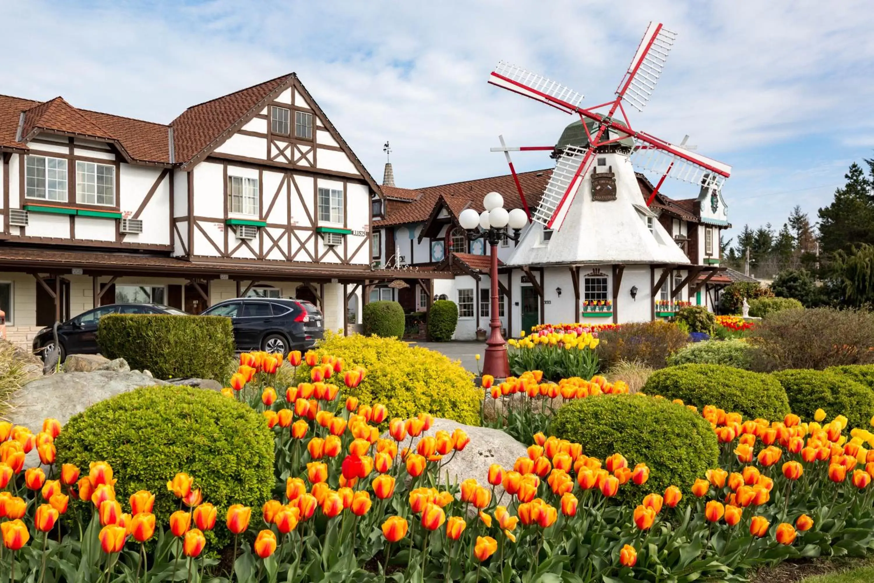 Property Building in Auld Holland Inn