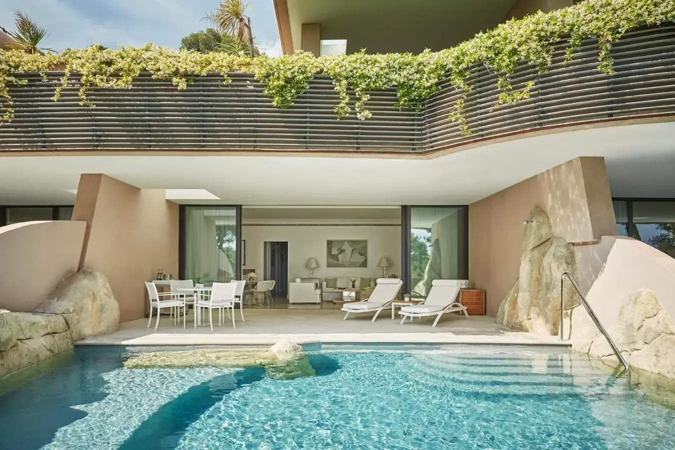 Balcony/Terrace, Swimming Pool in Grand-Hôtel du Cap-Ferrat, A Four Seasons Hotel