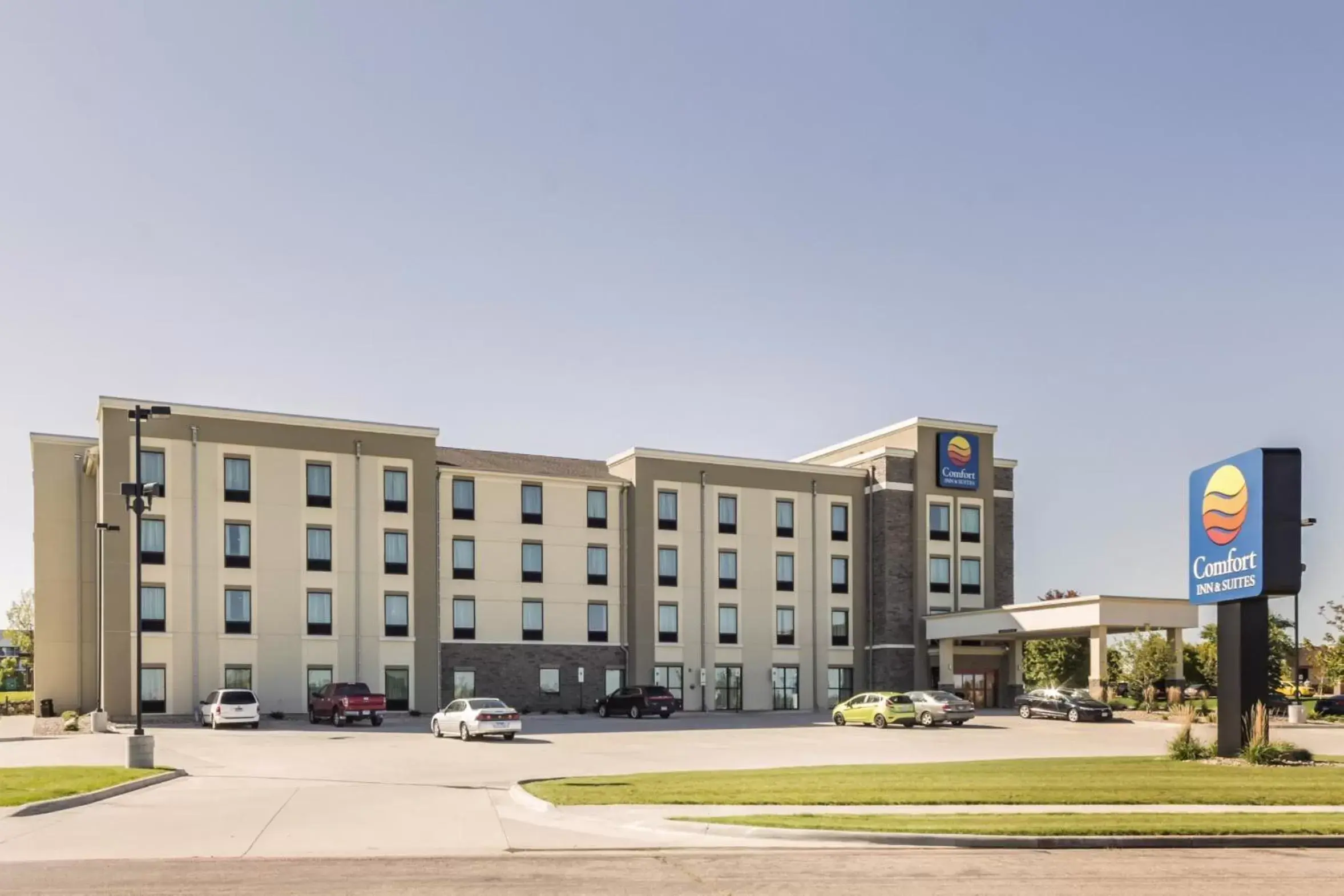 Facade/entrance, Property Building in Comfort Inn & Suites Avera Southwest