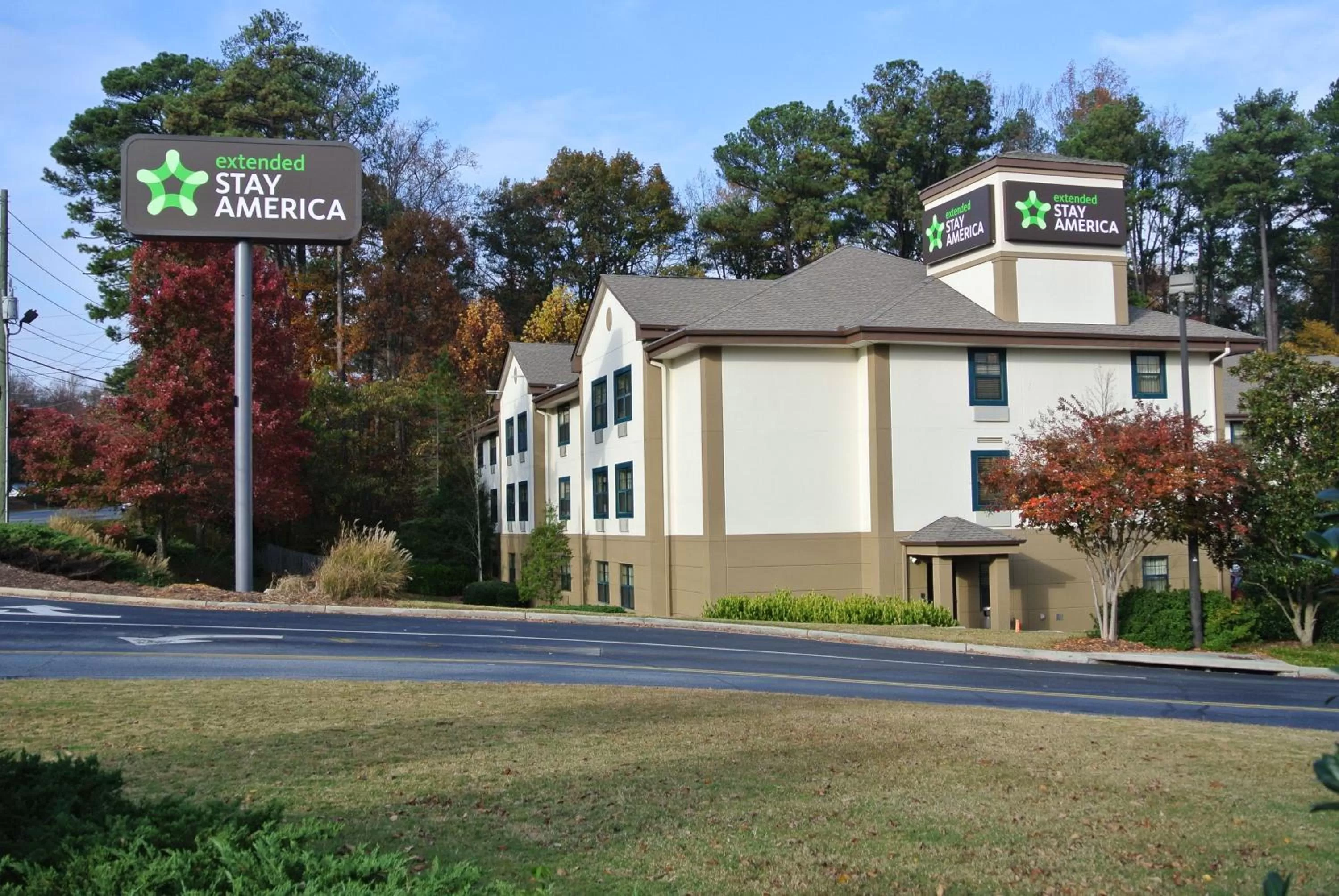 Property building in Extended Stay America Select Suites - Atlanta - Clairmont