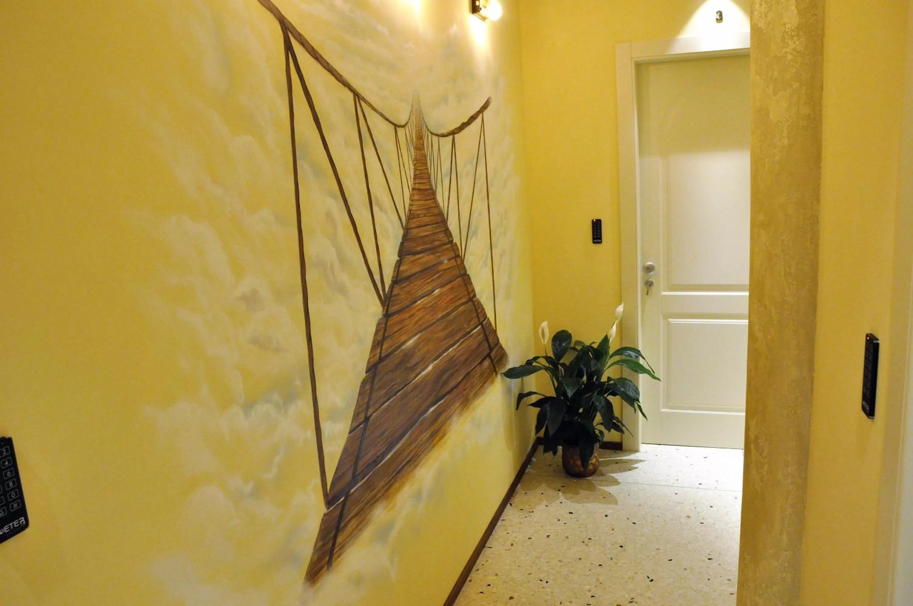 Decorative detail in NAZIONALE Camere