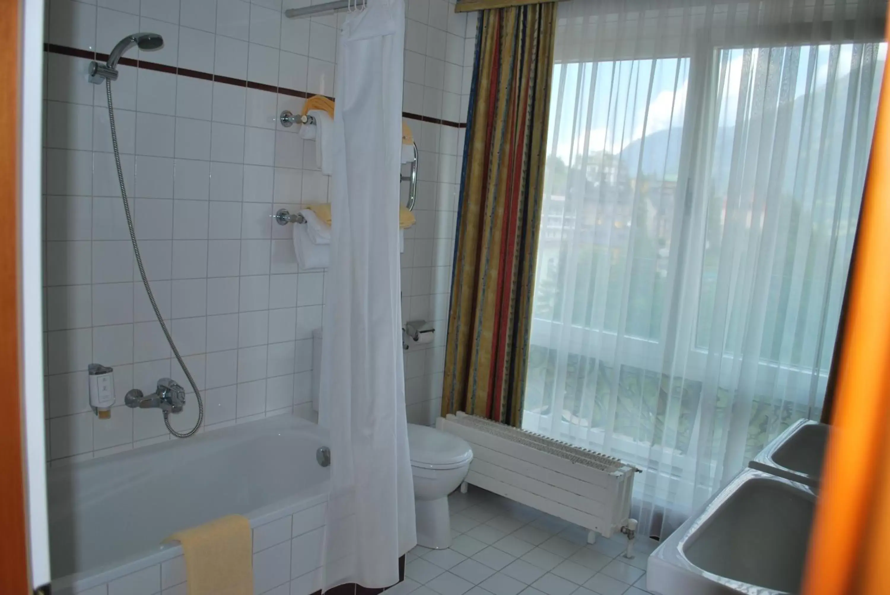 Bathroom in Thermal Resort Hotel Elisabethpark