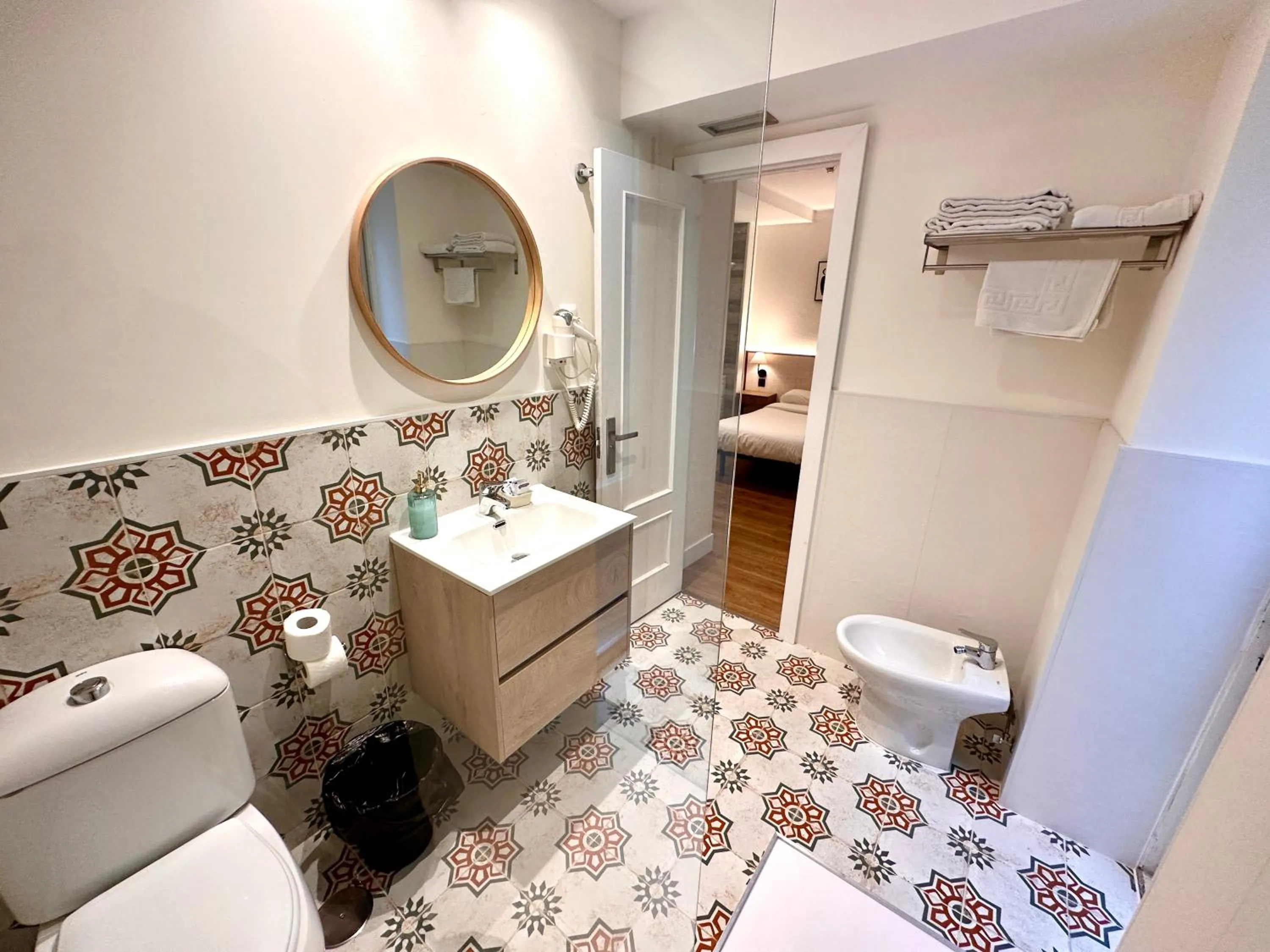 Bathroom in Far Home Gran Vía