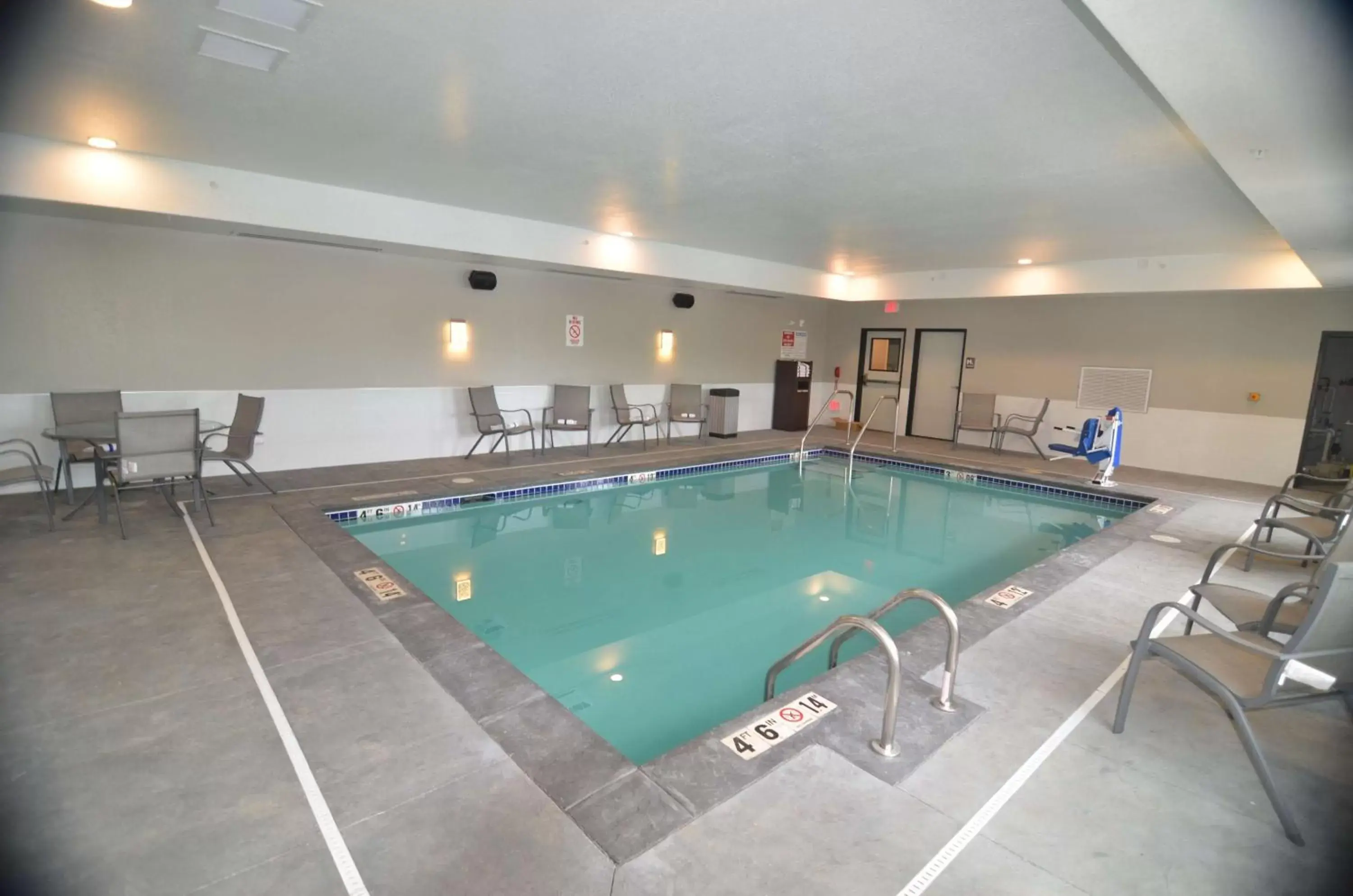 On site, Swimming Pool in Best Western Premier Ankeny Hotel