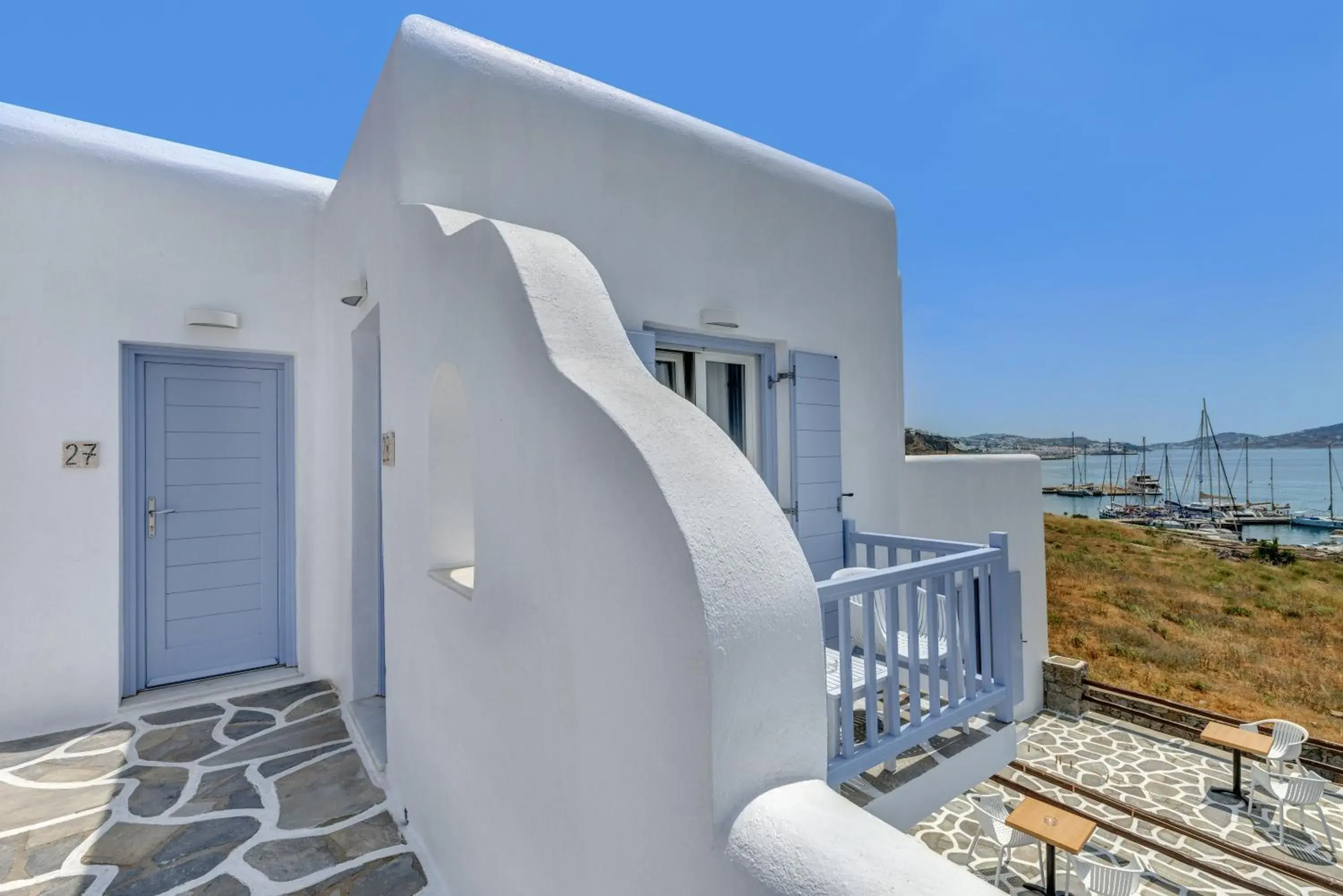 Bird's eye view in Makis Place Bird's eye view in Makis Place