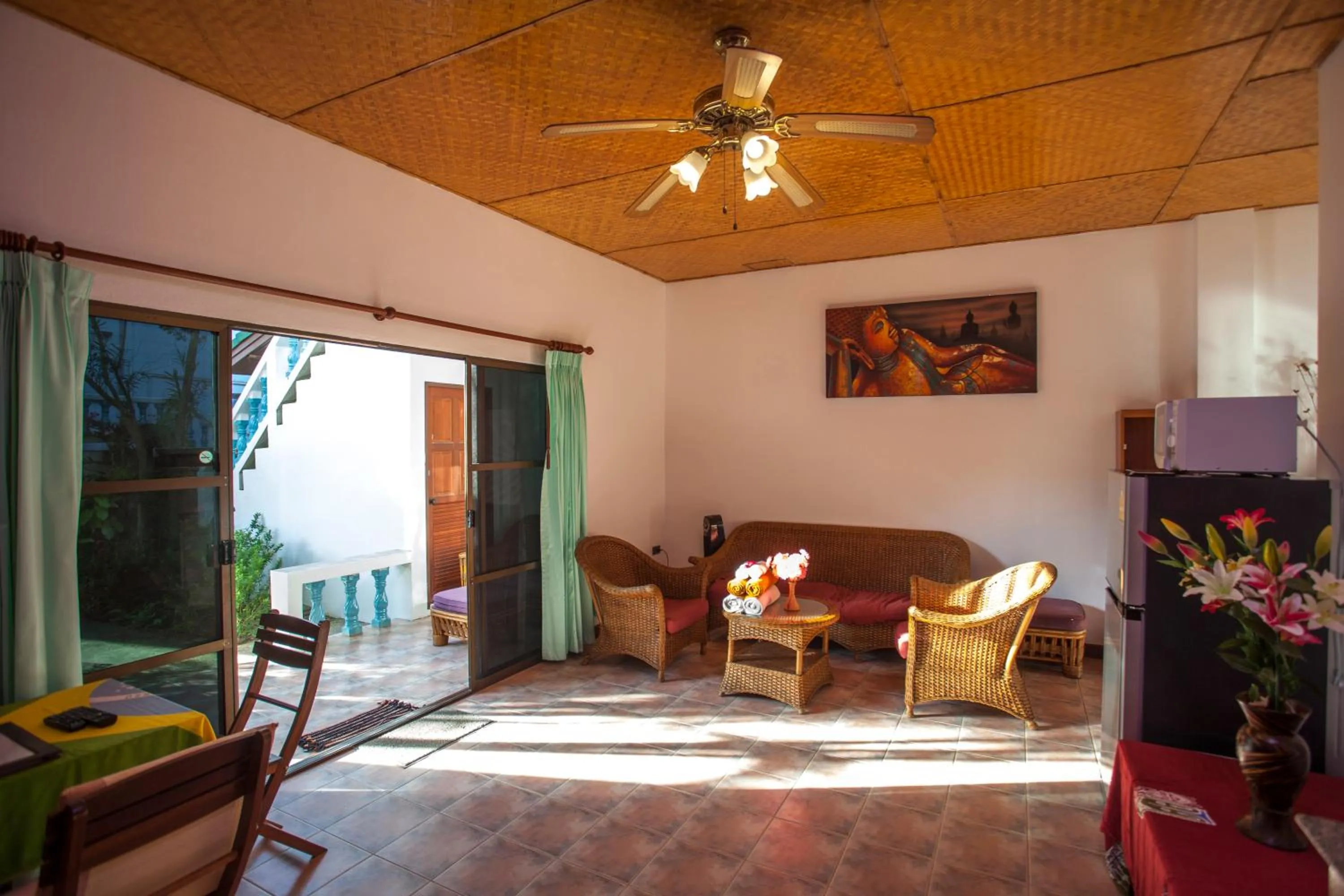 Living room in Ya Nui Resort - SHA EXTRA Plus