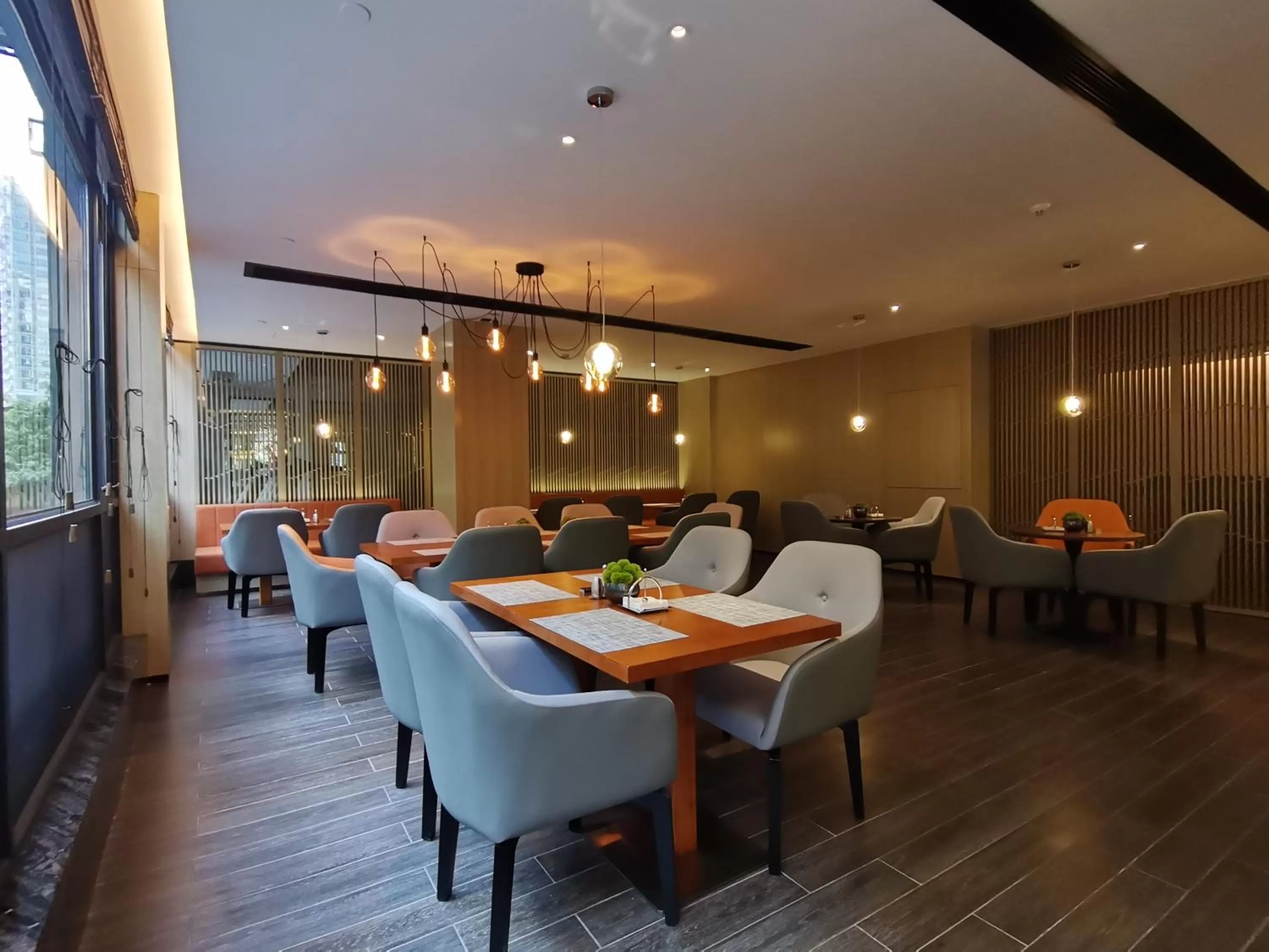 Restaurant/places to eat in Paco Hotel BeiJing Road Metro Guangzhou