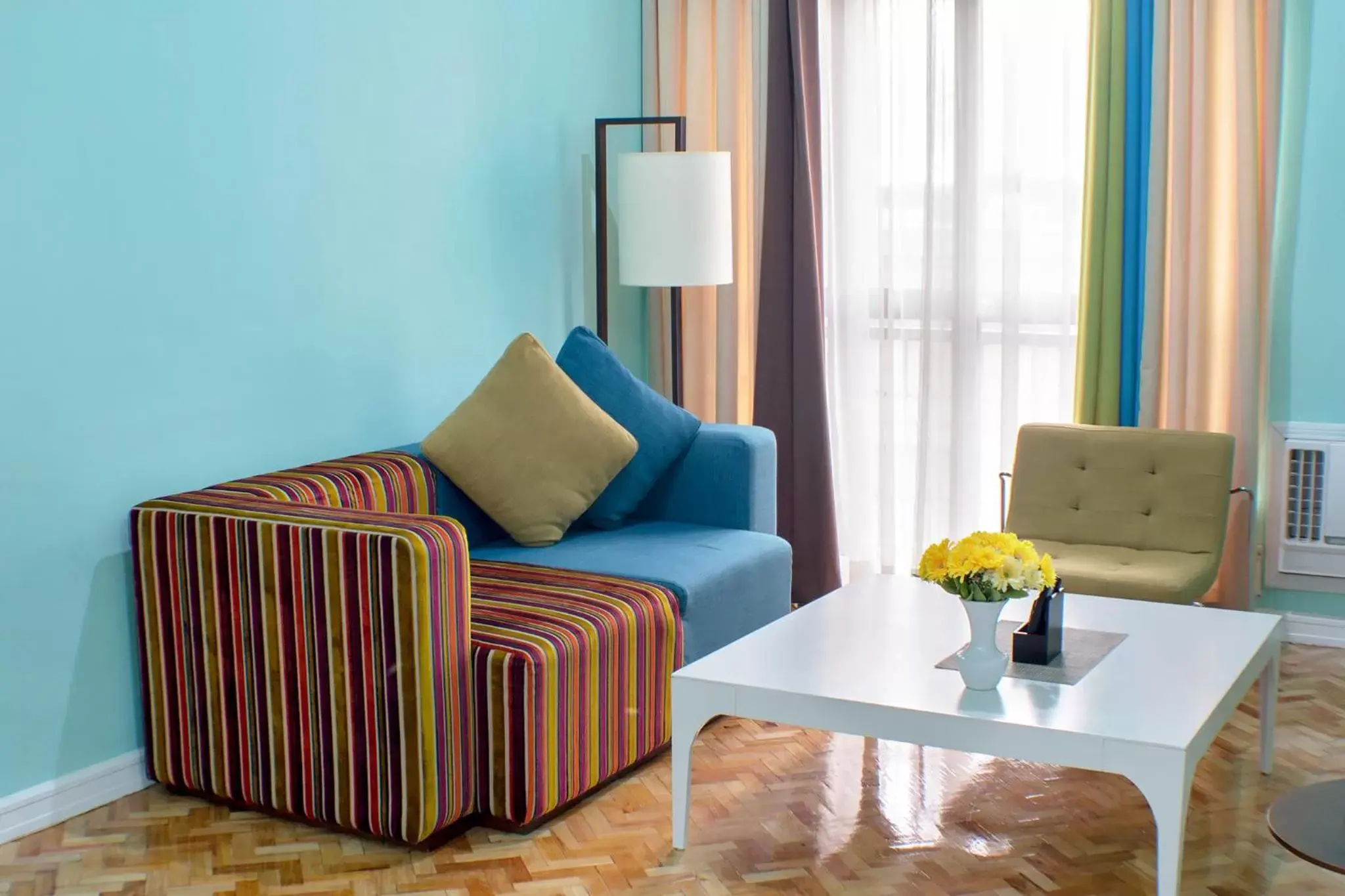 Living room in Parque España Residence Hotel Managed by HII