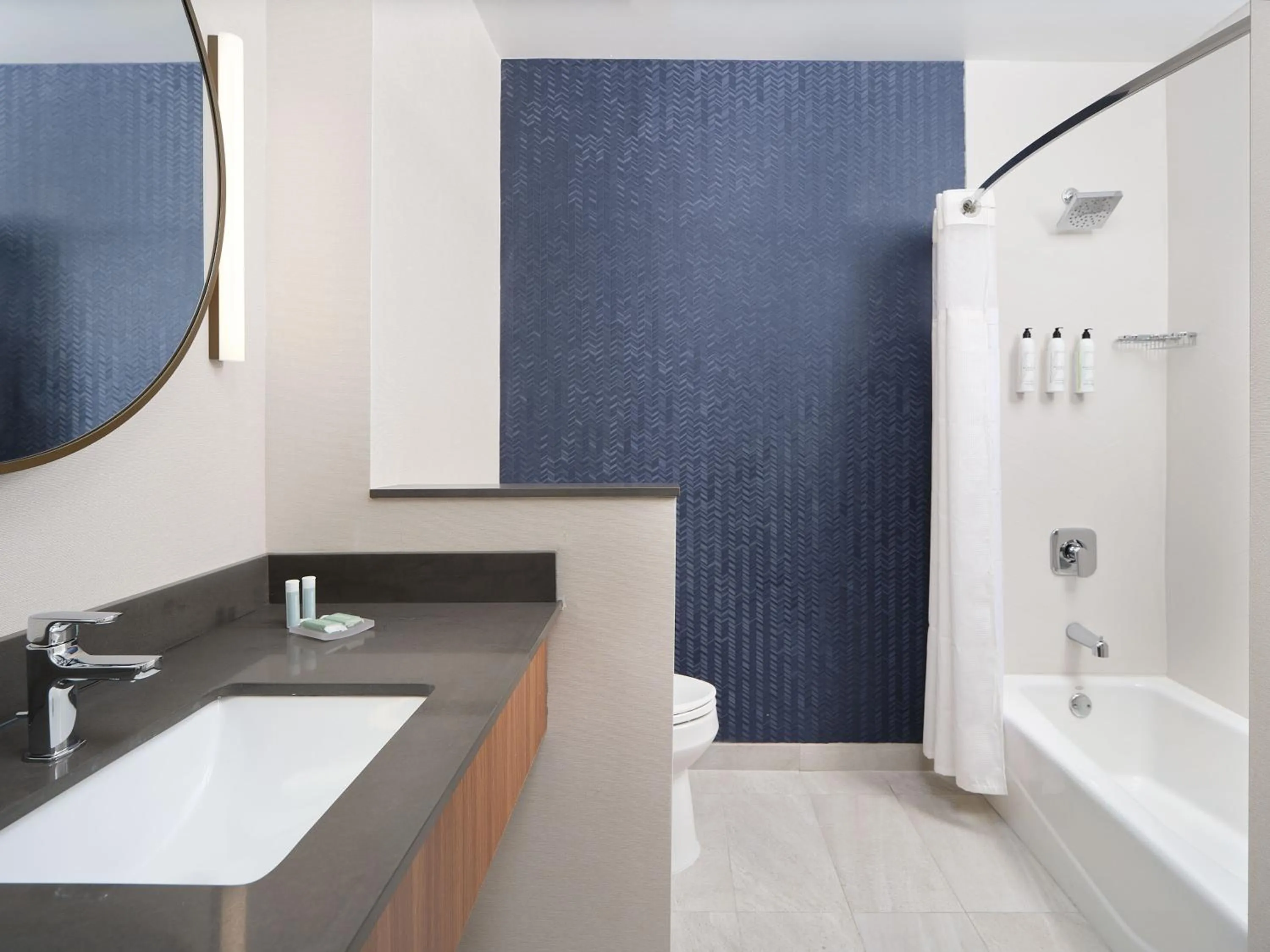 Shower in Fairfield Inn & Suites by Marriott Fort Lauderdale Northwest