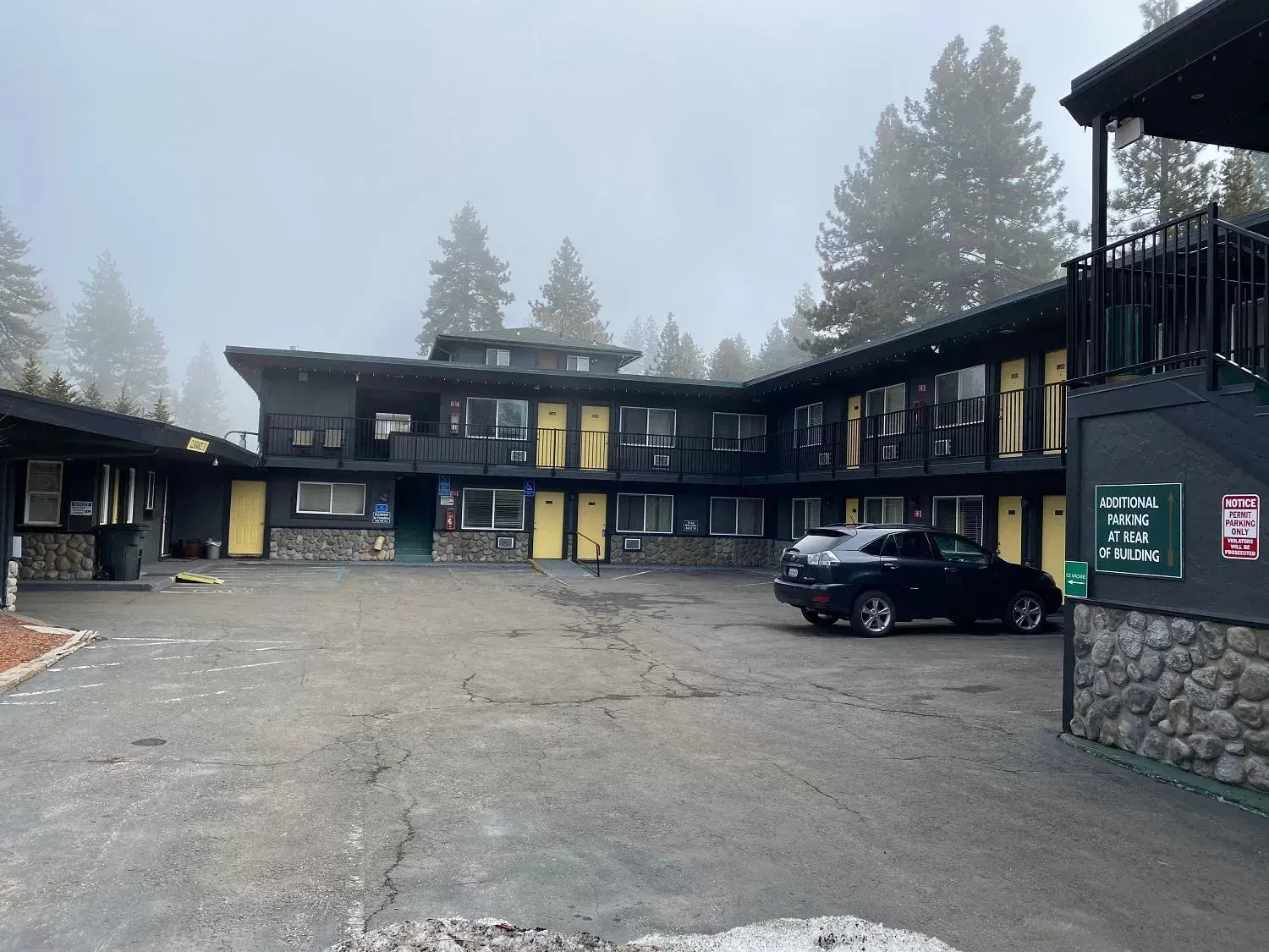 Property Building in Secrets Inn Lake Tahoe