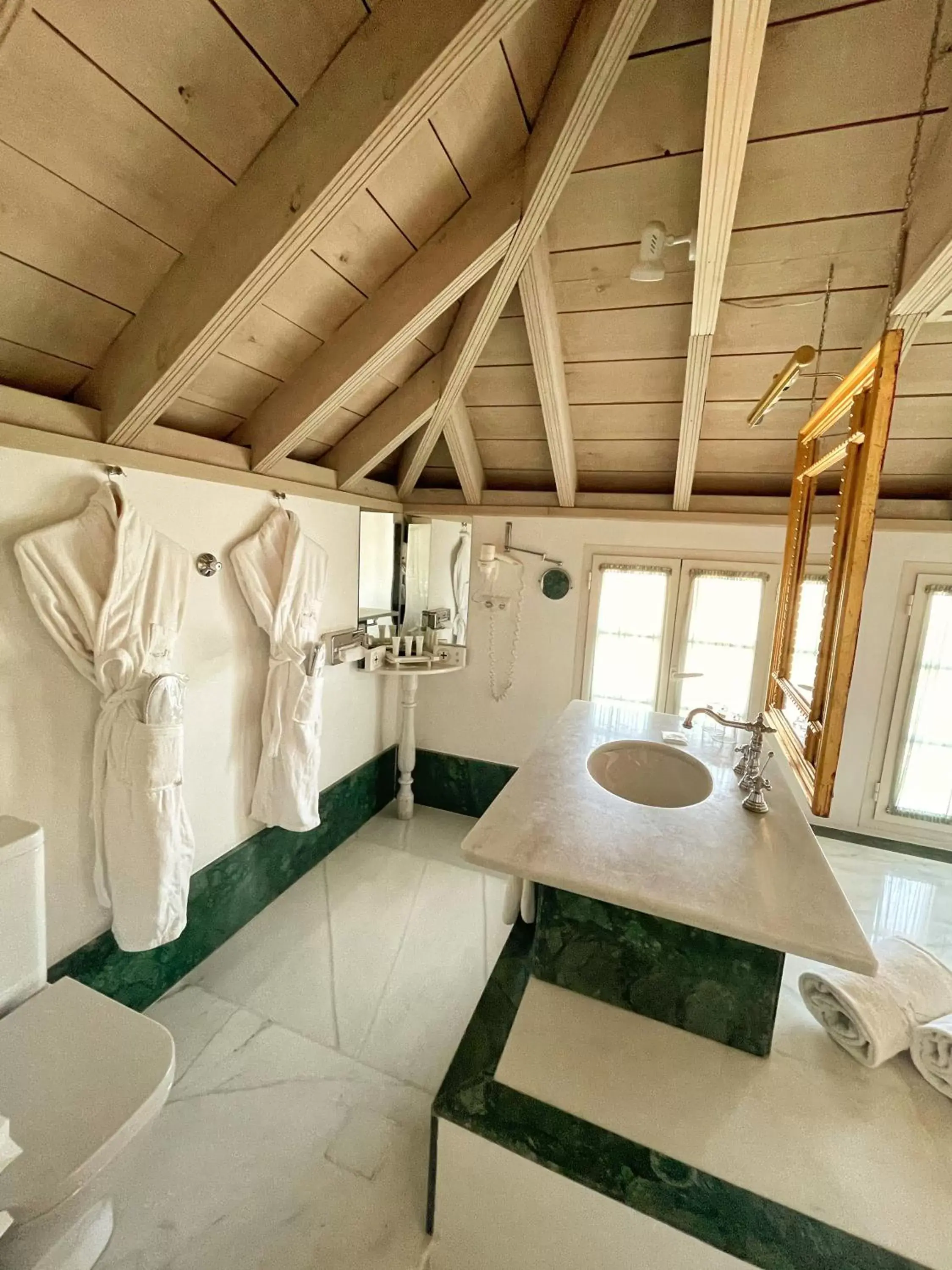 Bathroom in Las Casas de la Judería de Córdoba