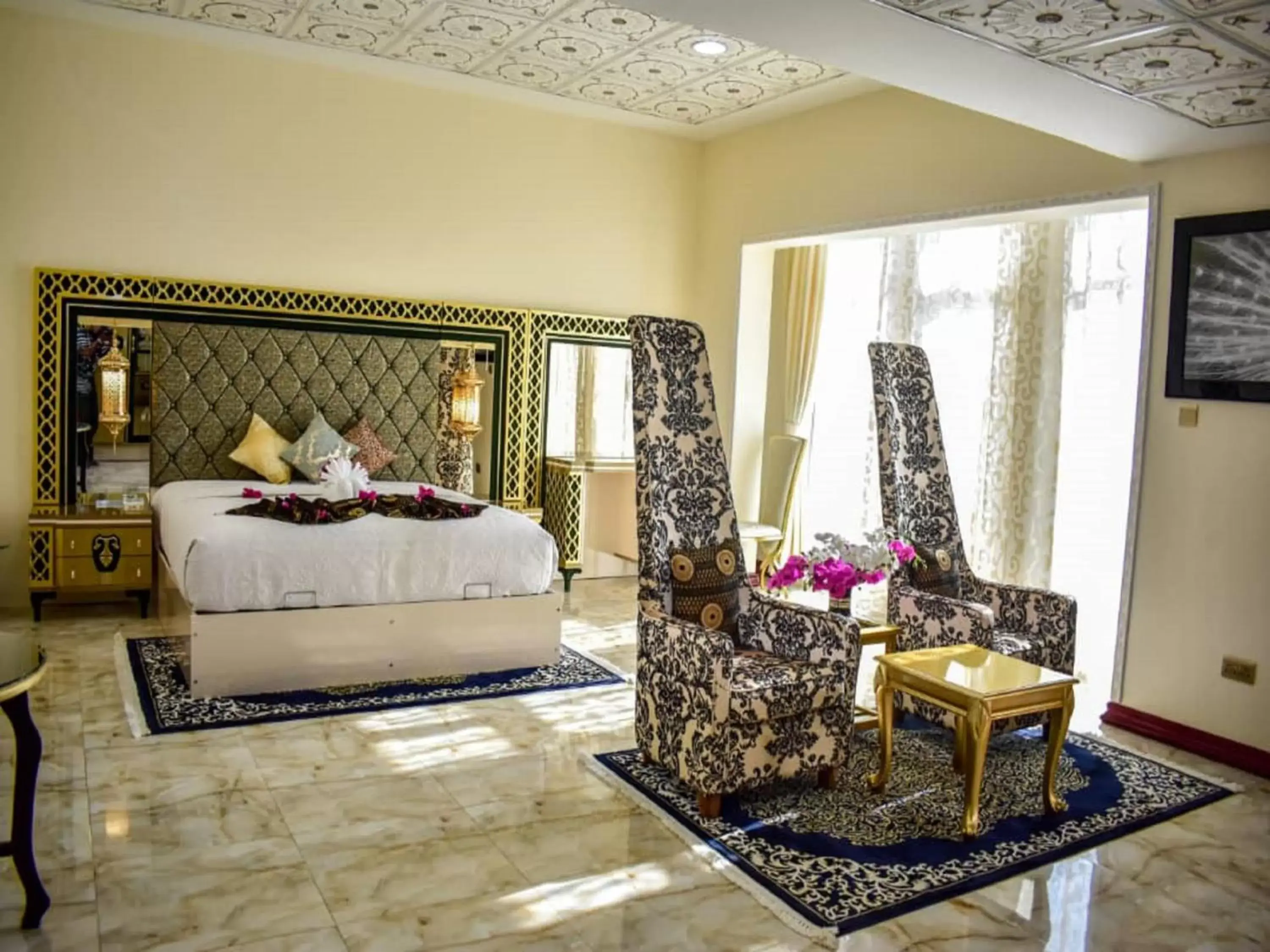 Bed in Madinat Al Bahr Business & Spa Hotel