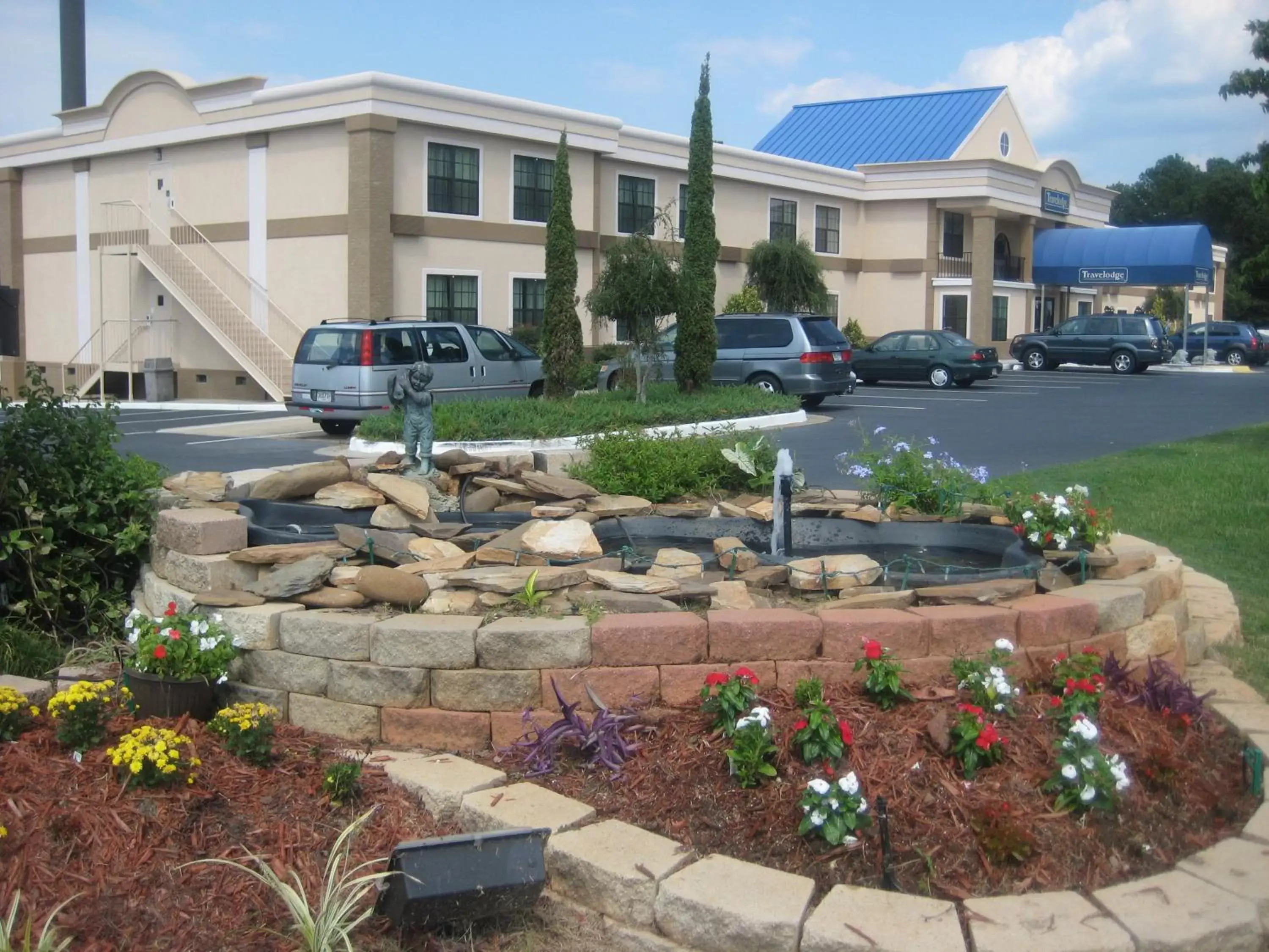 Street view, Property Building in Travelodge by Wyndham Perry GA