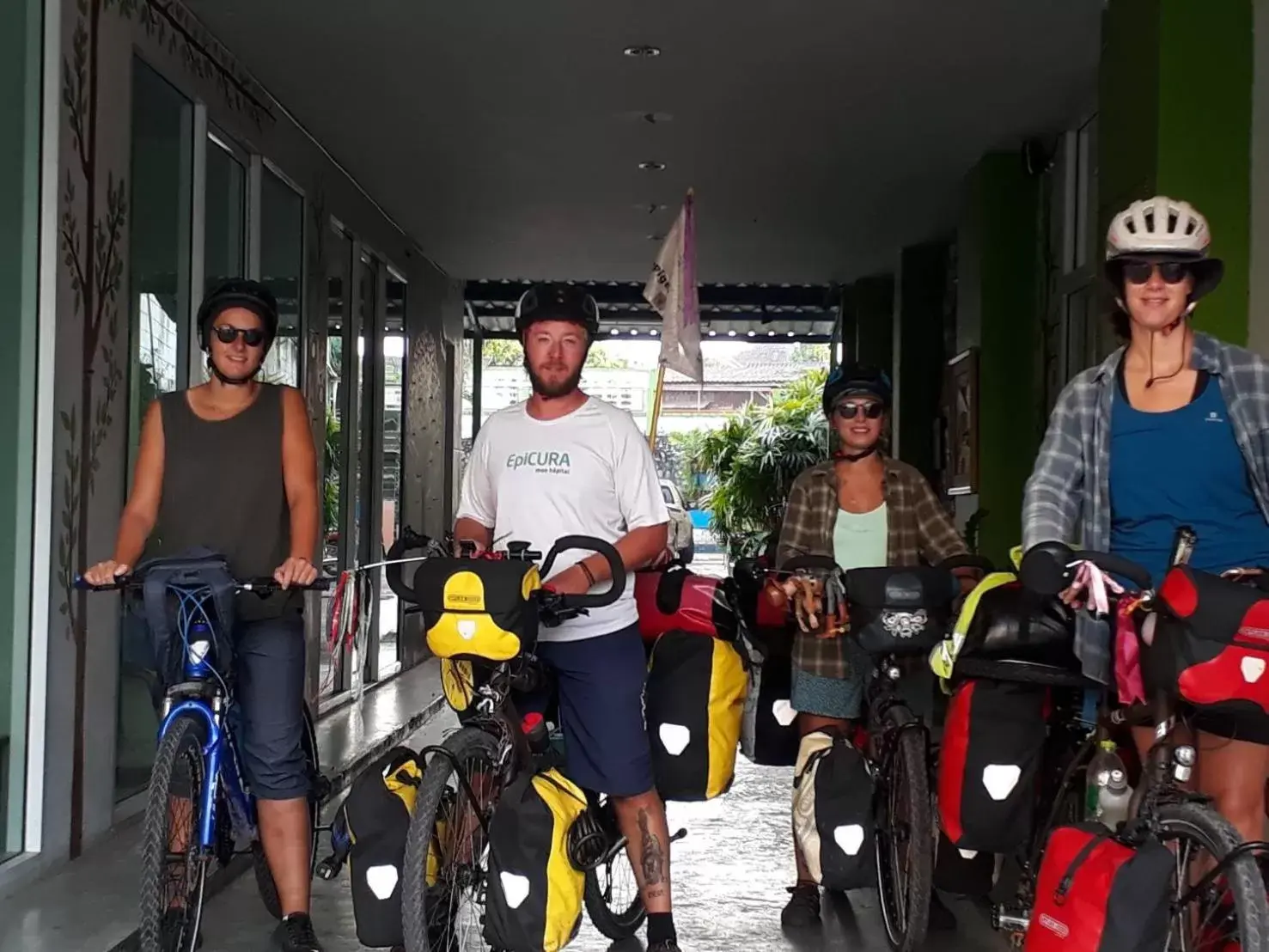 group of guests in S2S Queen Trang Hotel