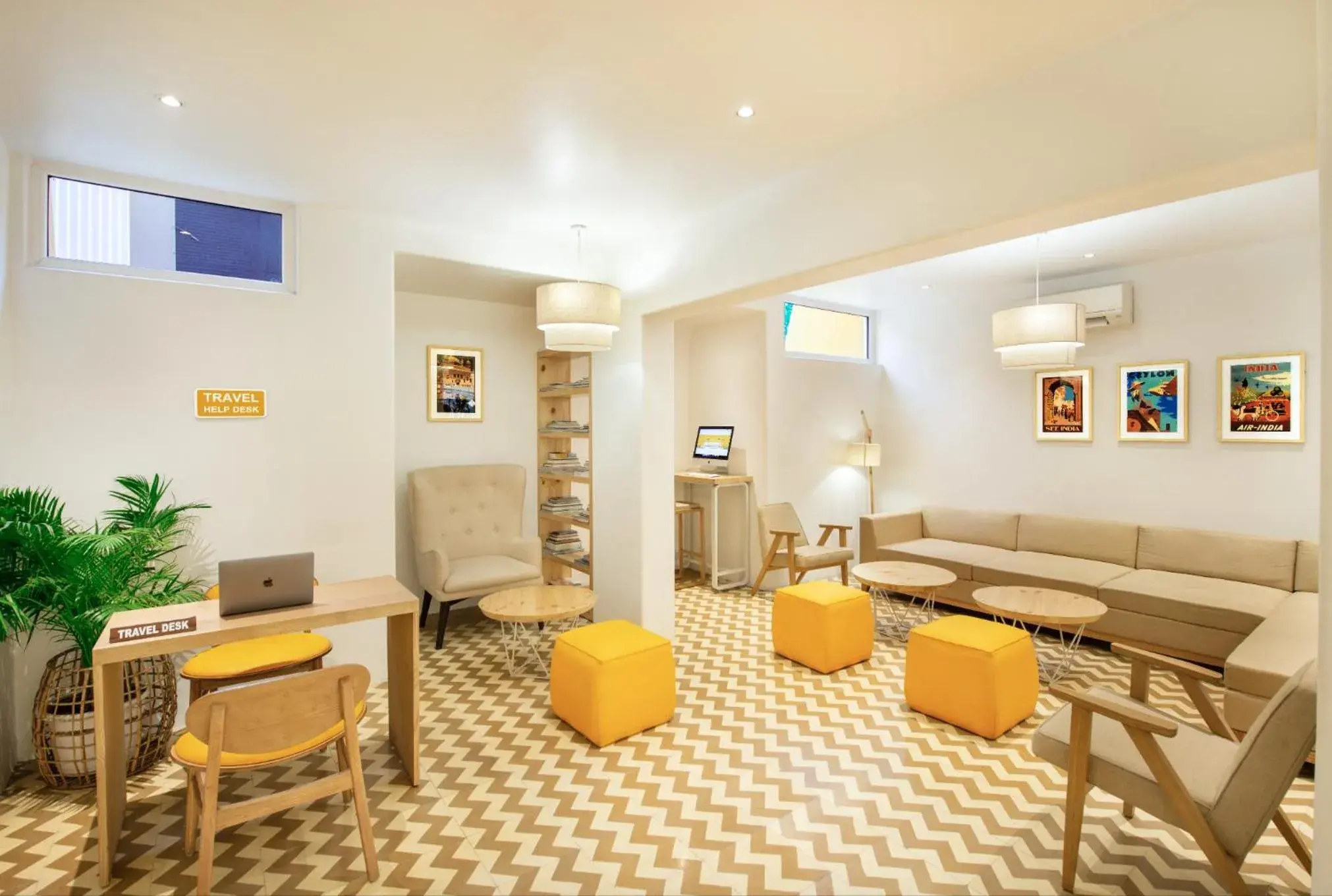 Lobby or reception in bloomrooms @ Janpath Lobby or reception in bloomrooms @ Janpath