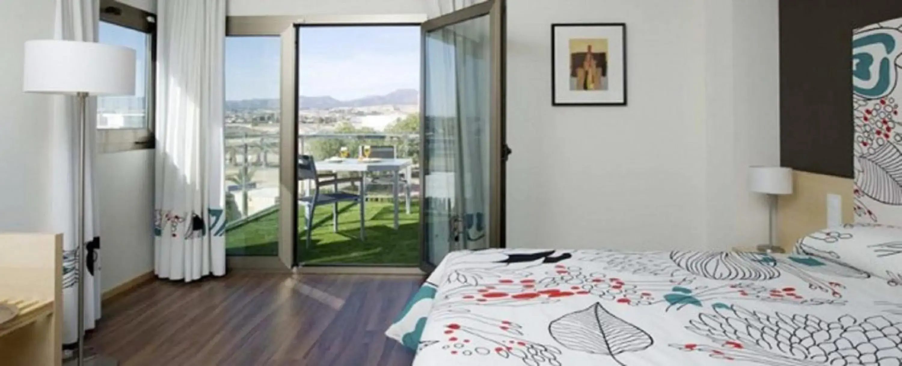 Bedroom, Bed in Executive Sport Bedroom, Bed in Executive Sport