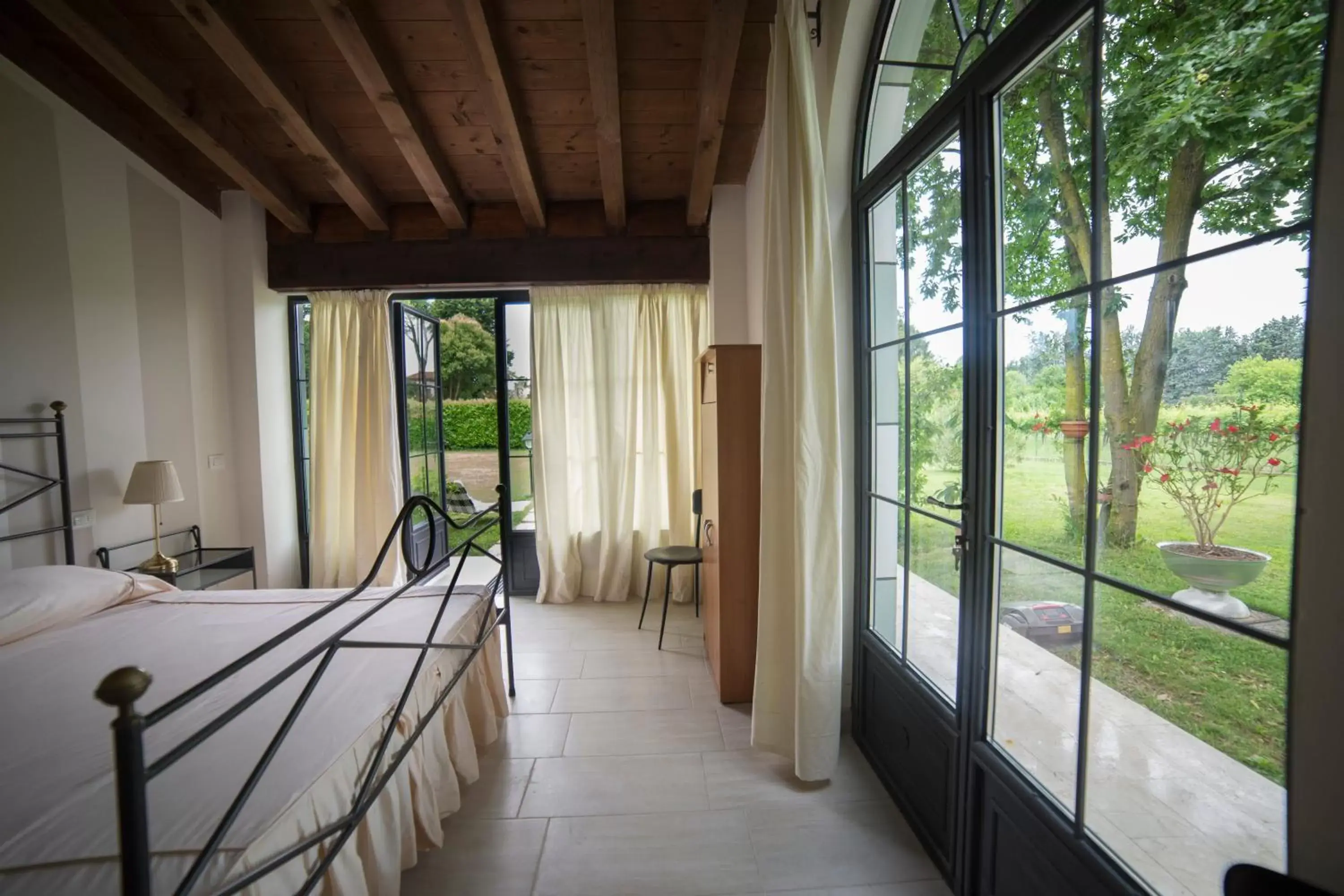 Photo of the whole room, Balcony/Terrace in Villa Franca in Franciacorta