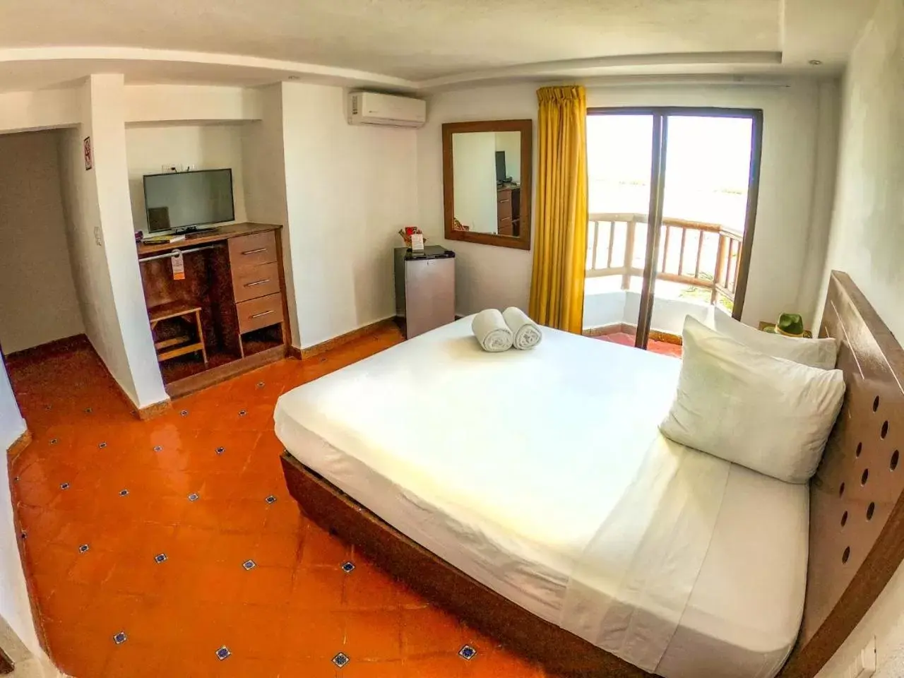 Bedroom, Bed in Hotel Rio Lagartos