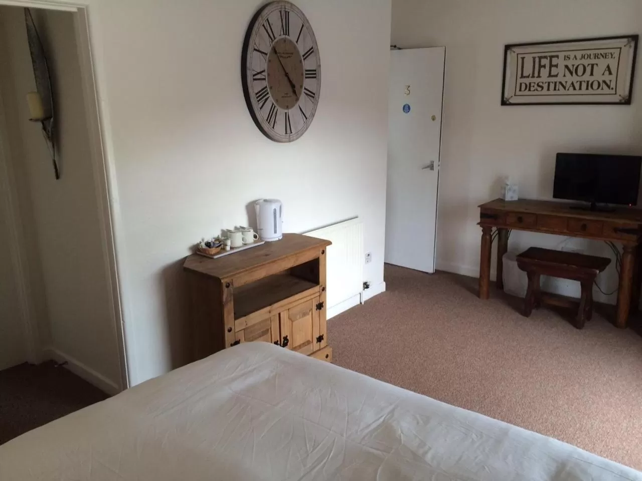 Decorative detail, Bed in Markets Tavern Hotel