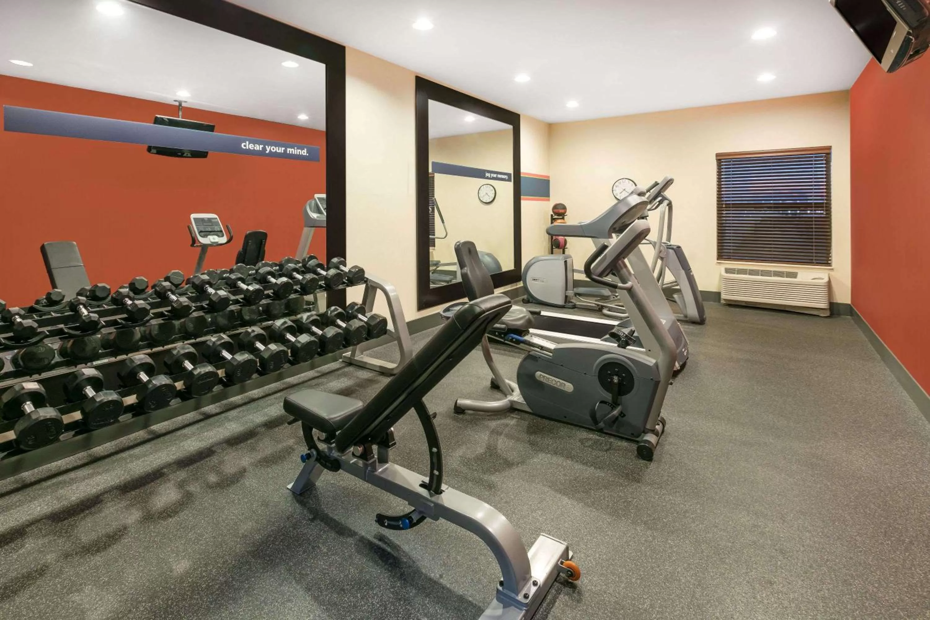 Fitness centre/facilities in Baymont by Wyndham Oklahoma City/Quail Springs