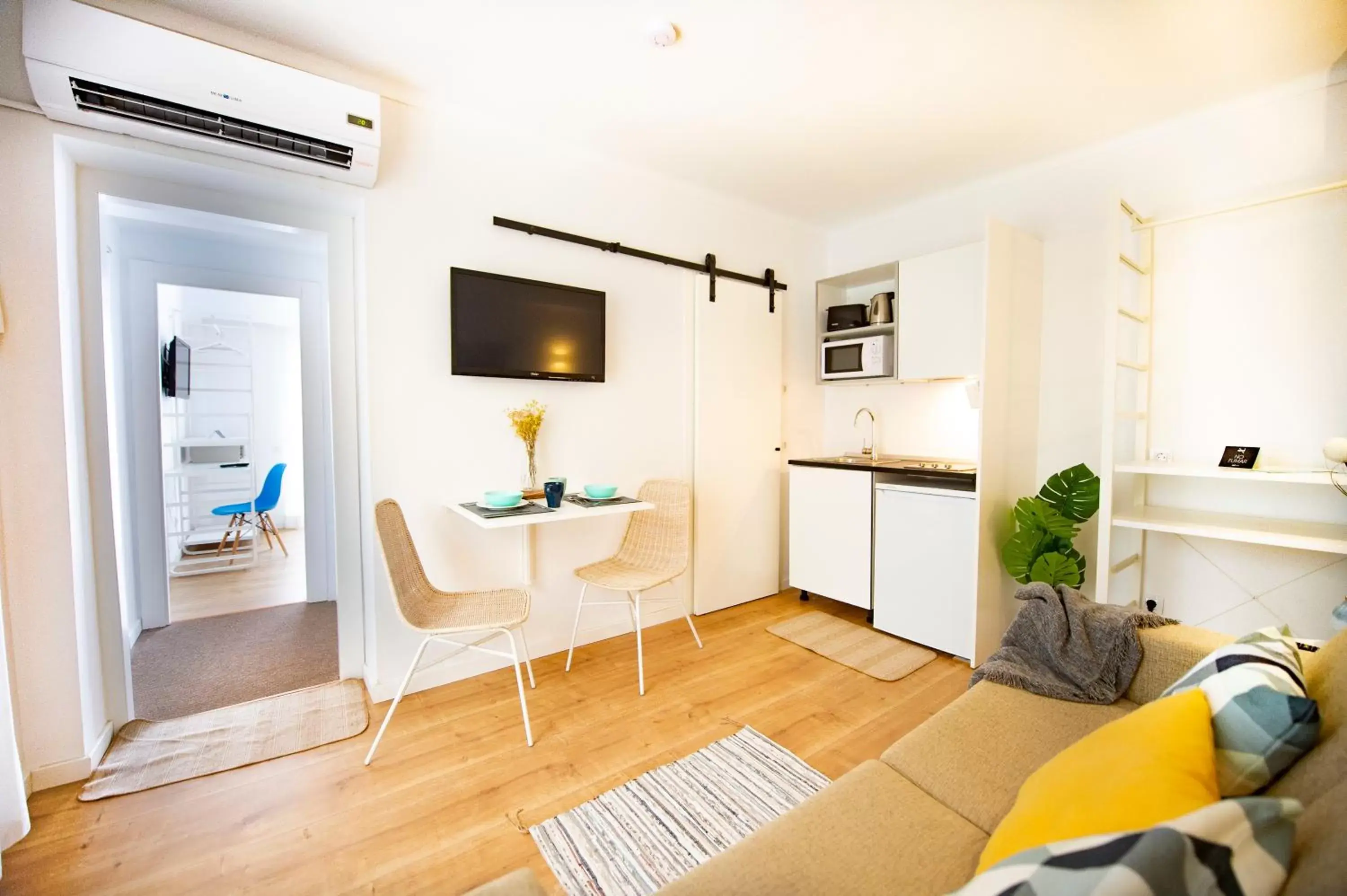 Living room, Seating Area in Hostal Blanca