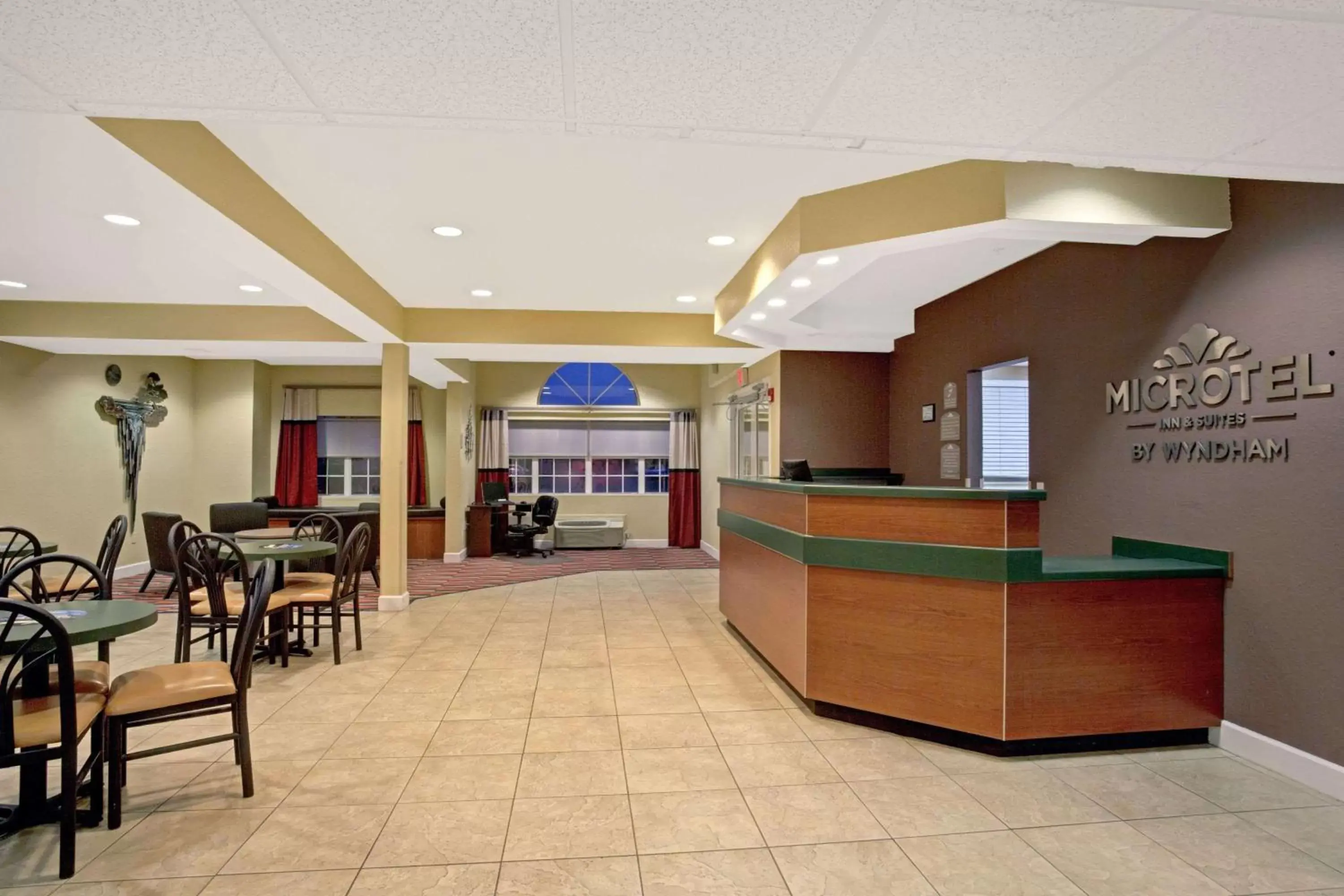 Lobby or reception, Lobby/Reception in Microtel Inn & Suites by Wyndham Bushnell