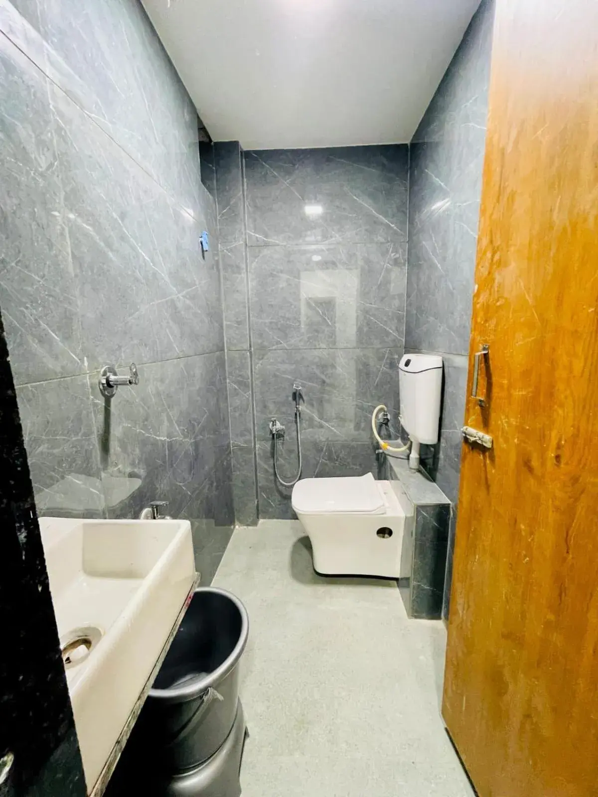 Toilet, Bathroom in Hotel Alexa