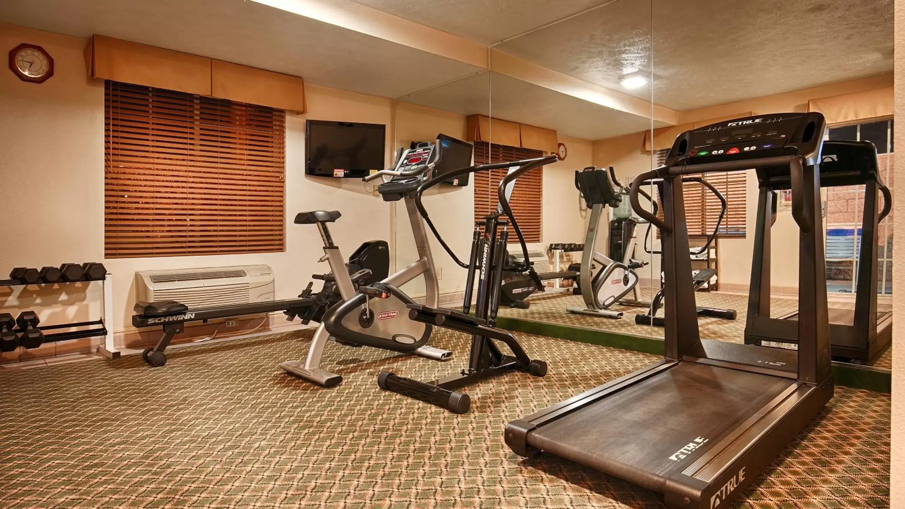 Fitness centre/facilities, Fitness Center/Facilities in Best Western John Jay Inn