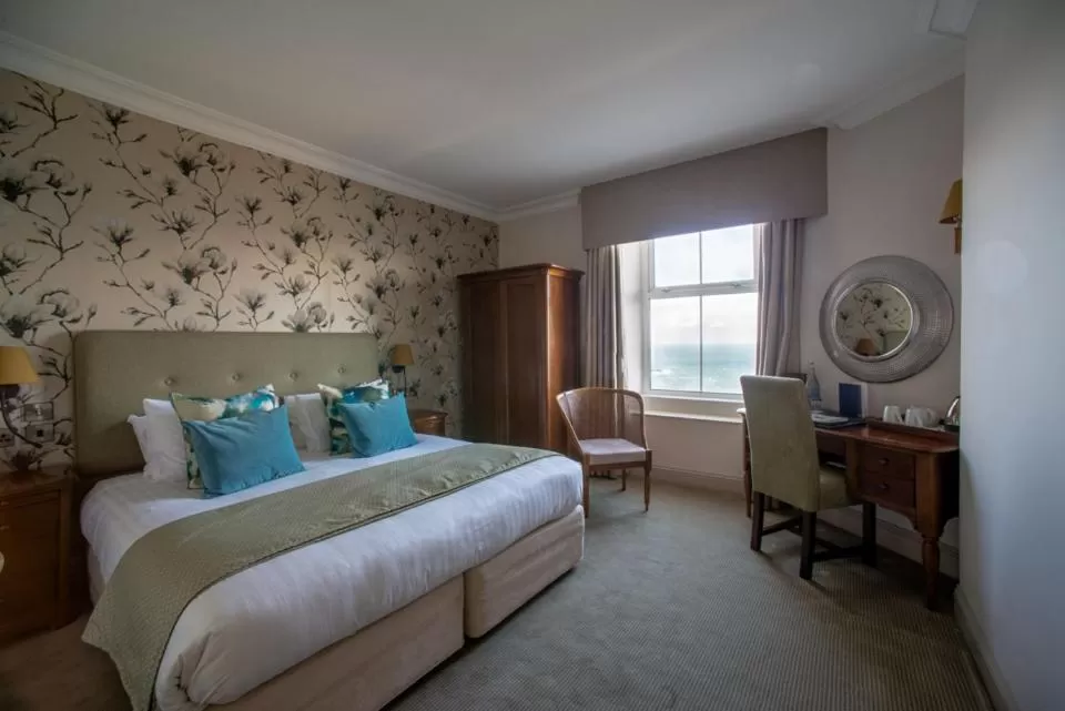 Bed in Mullion Cove Hotel & Spa
