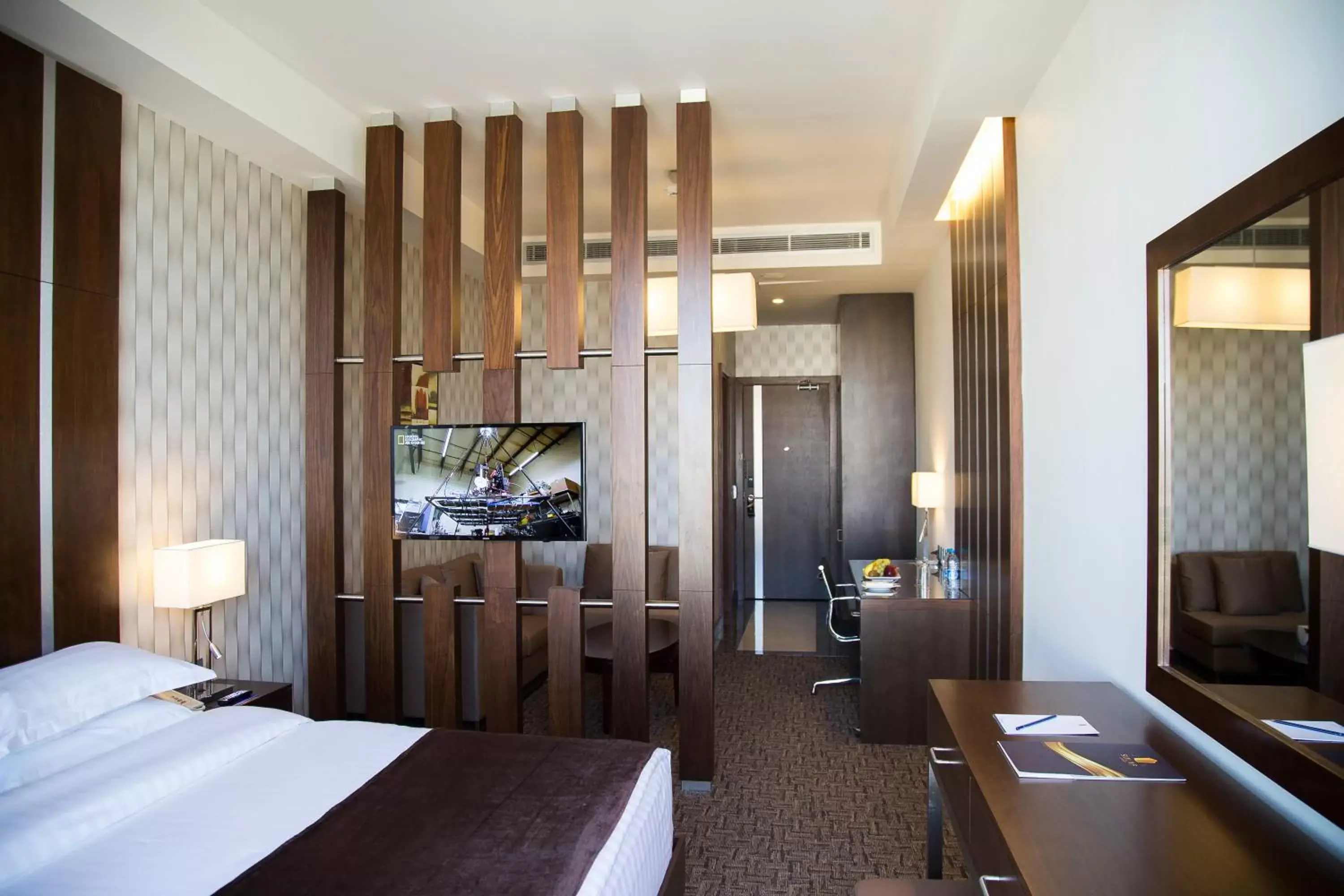 Bedroom in Sulaf Luxury Hotel