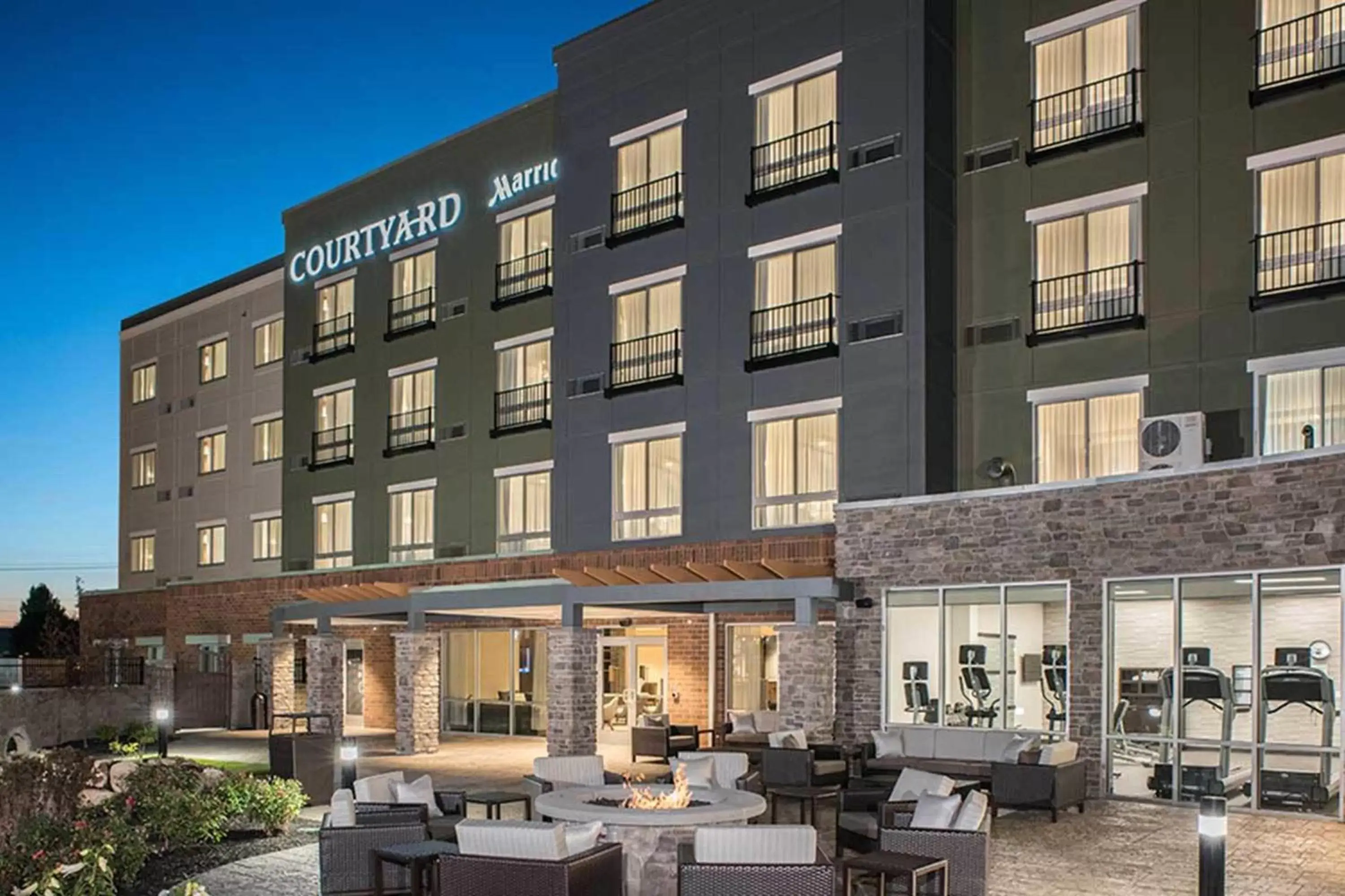 Property Building in Courtyard by Marriott Albany Clifton Park