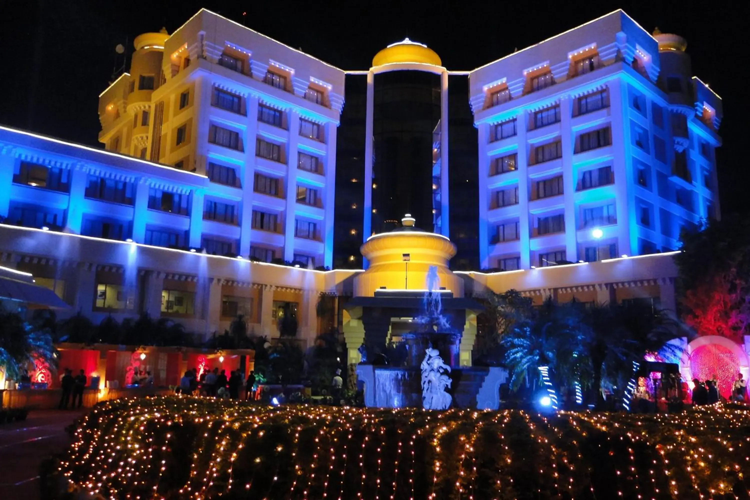 Property building in Hotel Swosti Premium Bhubaneswar Property building in Hotel Swosti Premium Bhubaneswar