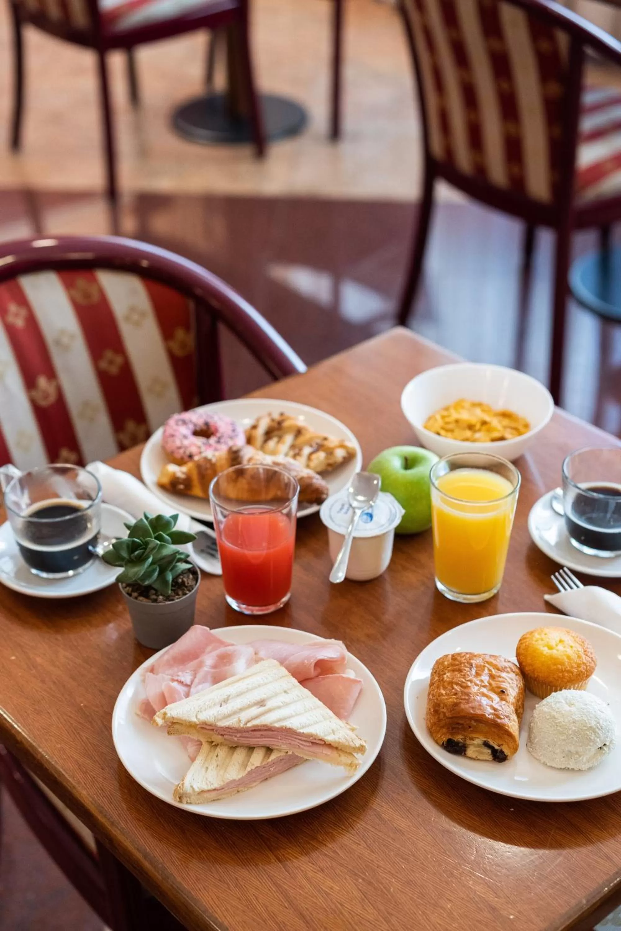 Breakfast in Hotel Garda