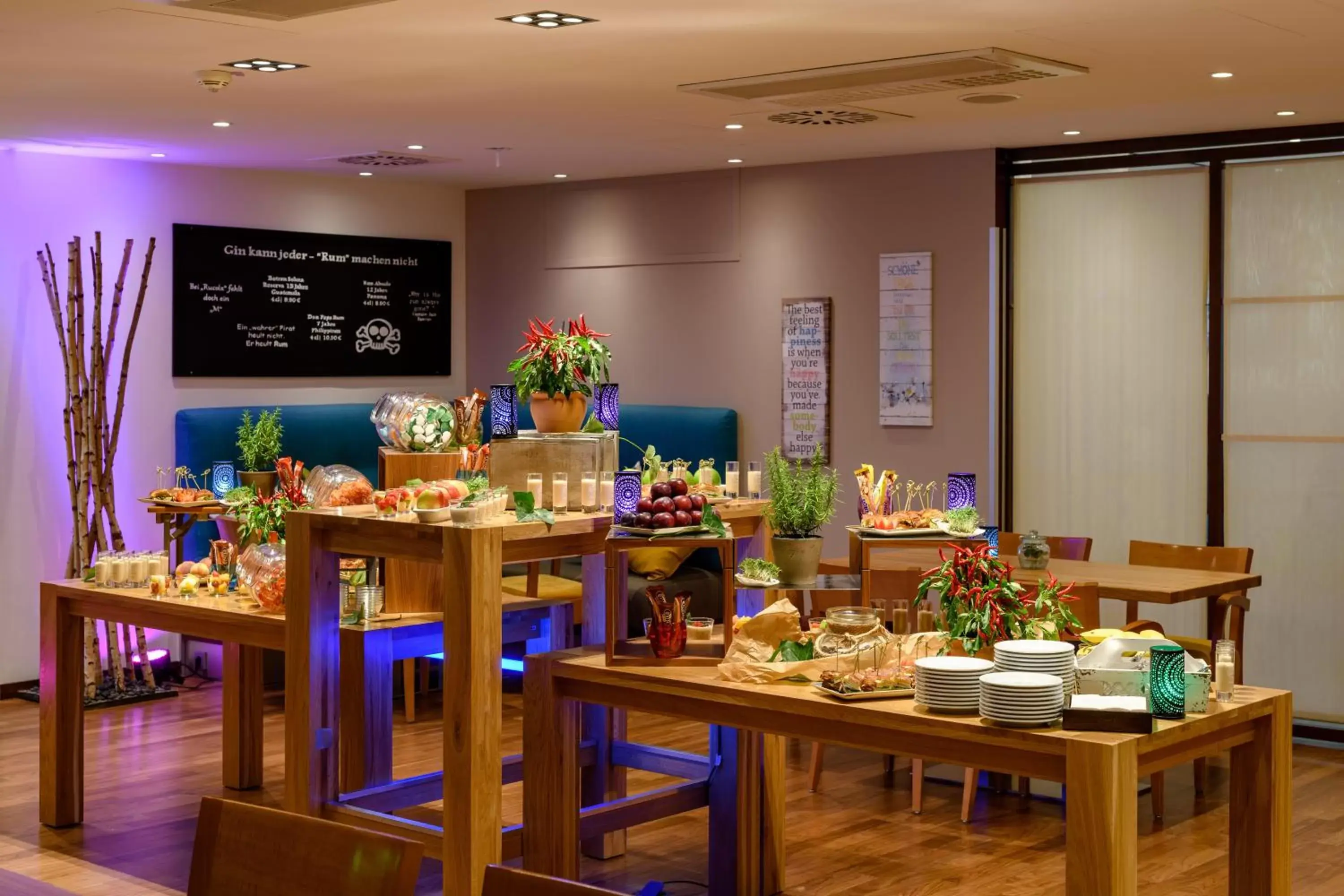 Food and drinks, Restaurant/Places to Eat in Mercure Hotel Köln West