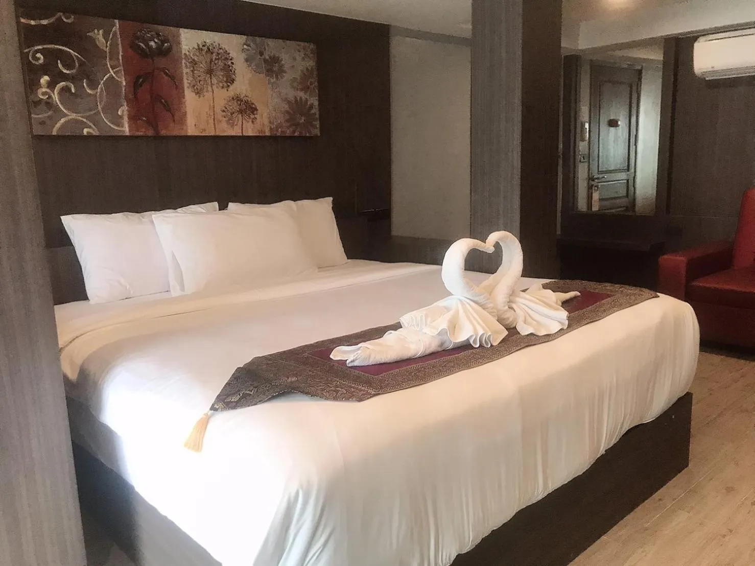 Property building, Bed in Cliff Lanta Suite-Koh Lanta Krabi