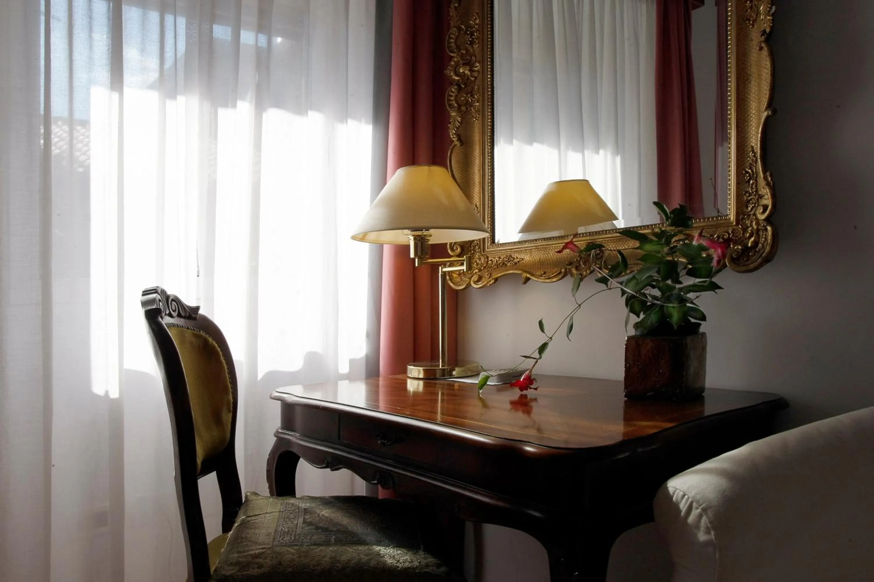 Photo of the whole room in Albergo Al Viale