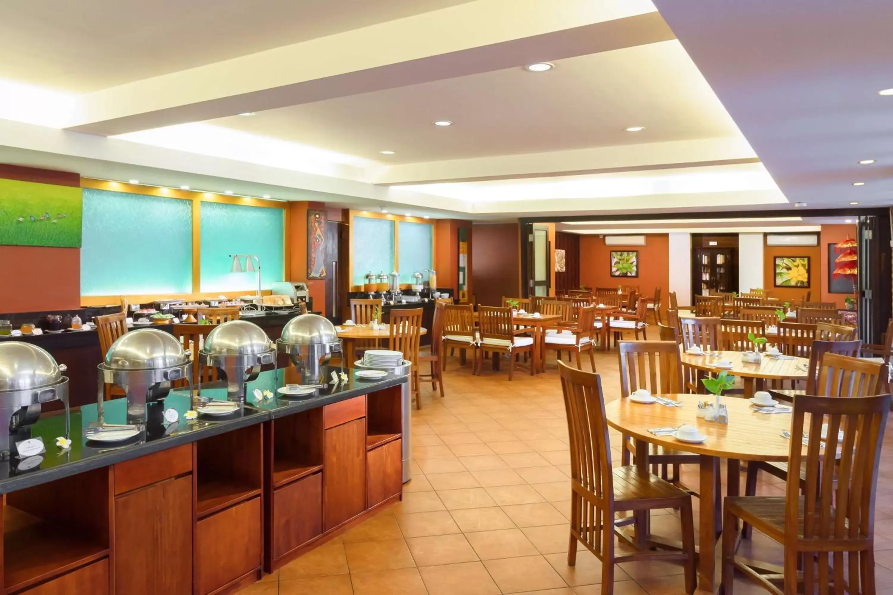 Restaurant/Places to Eat in Best Western Resort Kuta