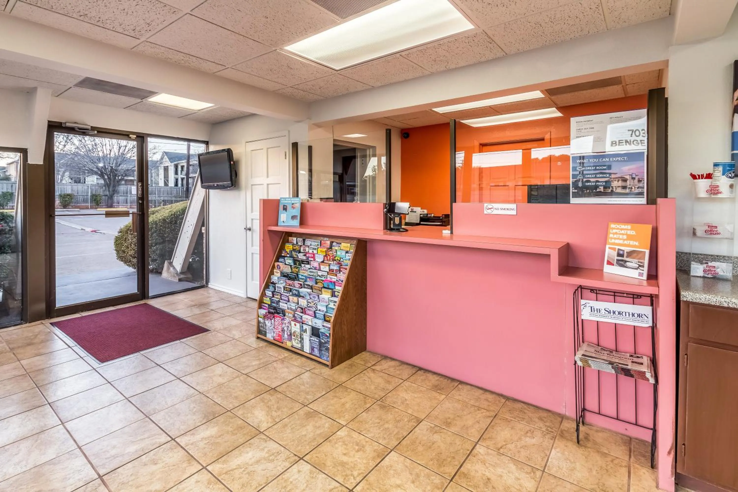 Lobby or reception in Motel 6-Arlington, TX - UTA