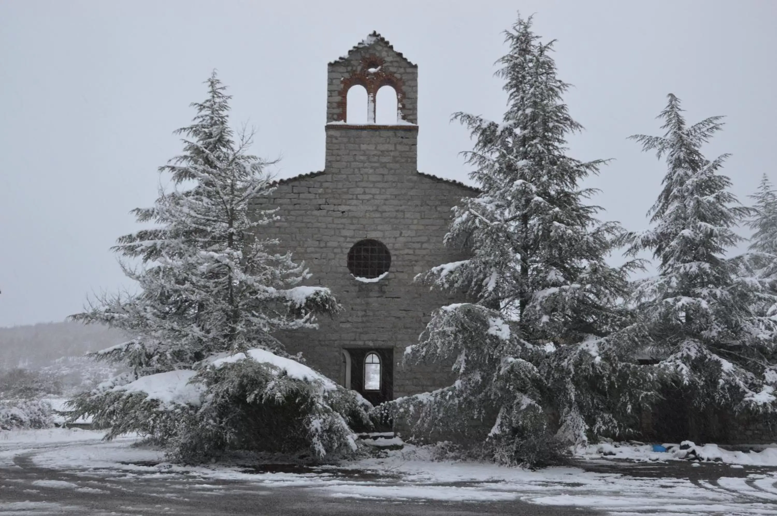 Nearby landmark, Winter in B&B La Genziana