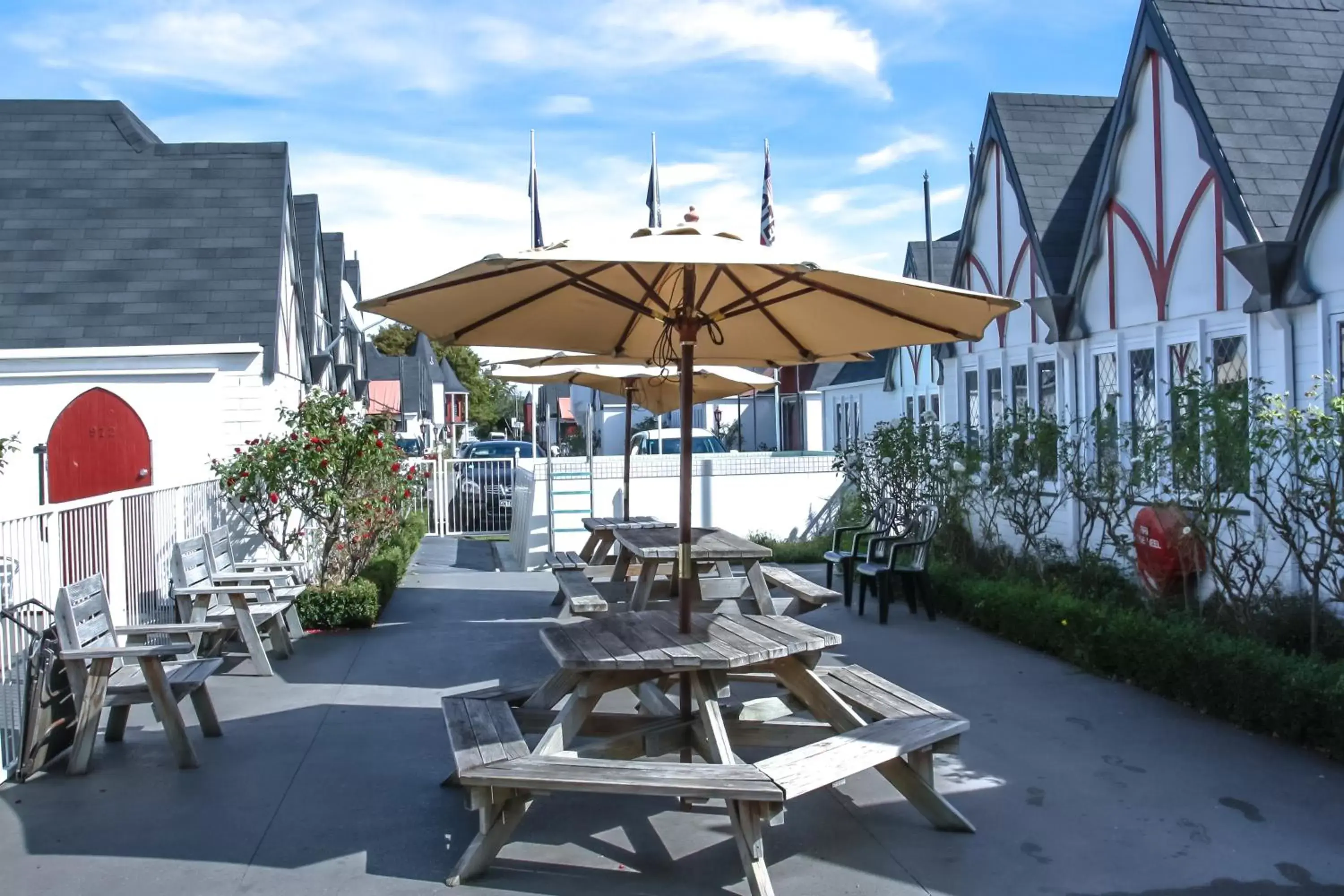 Patio in Camelot Motor Lodge