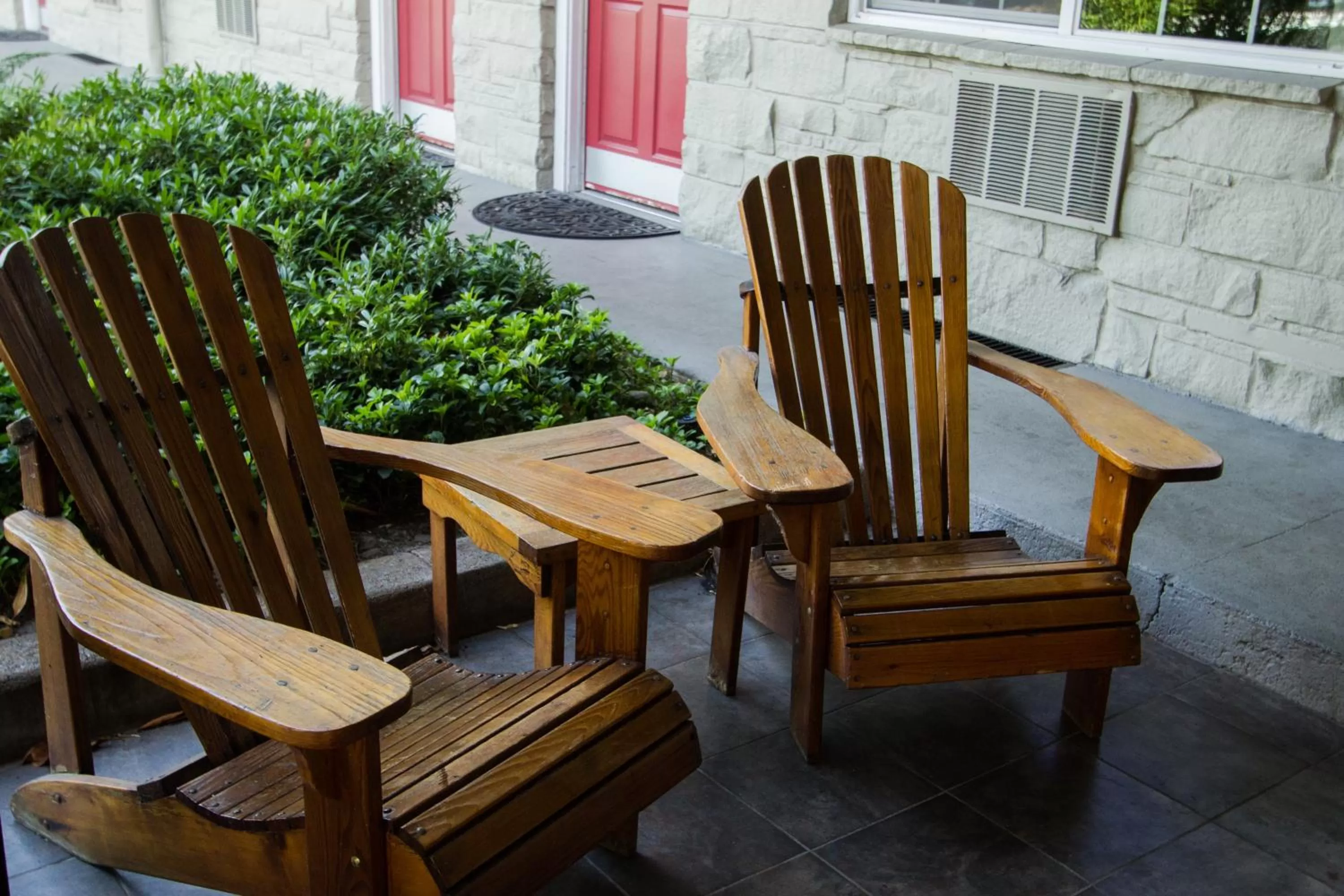 Patio in Campus Inn & Suites Eugene Downtown