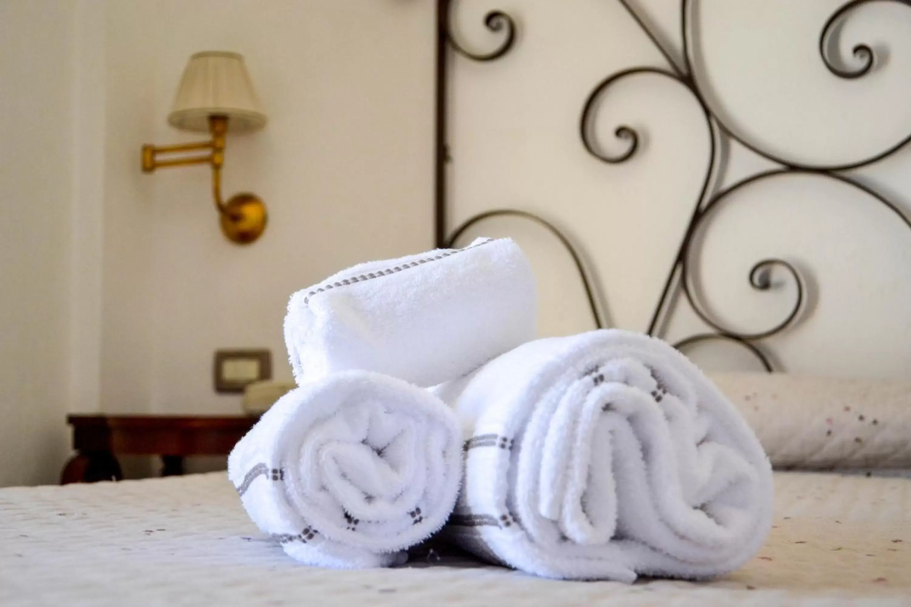 towels, Bed in Relais Sant'Eligio