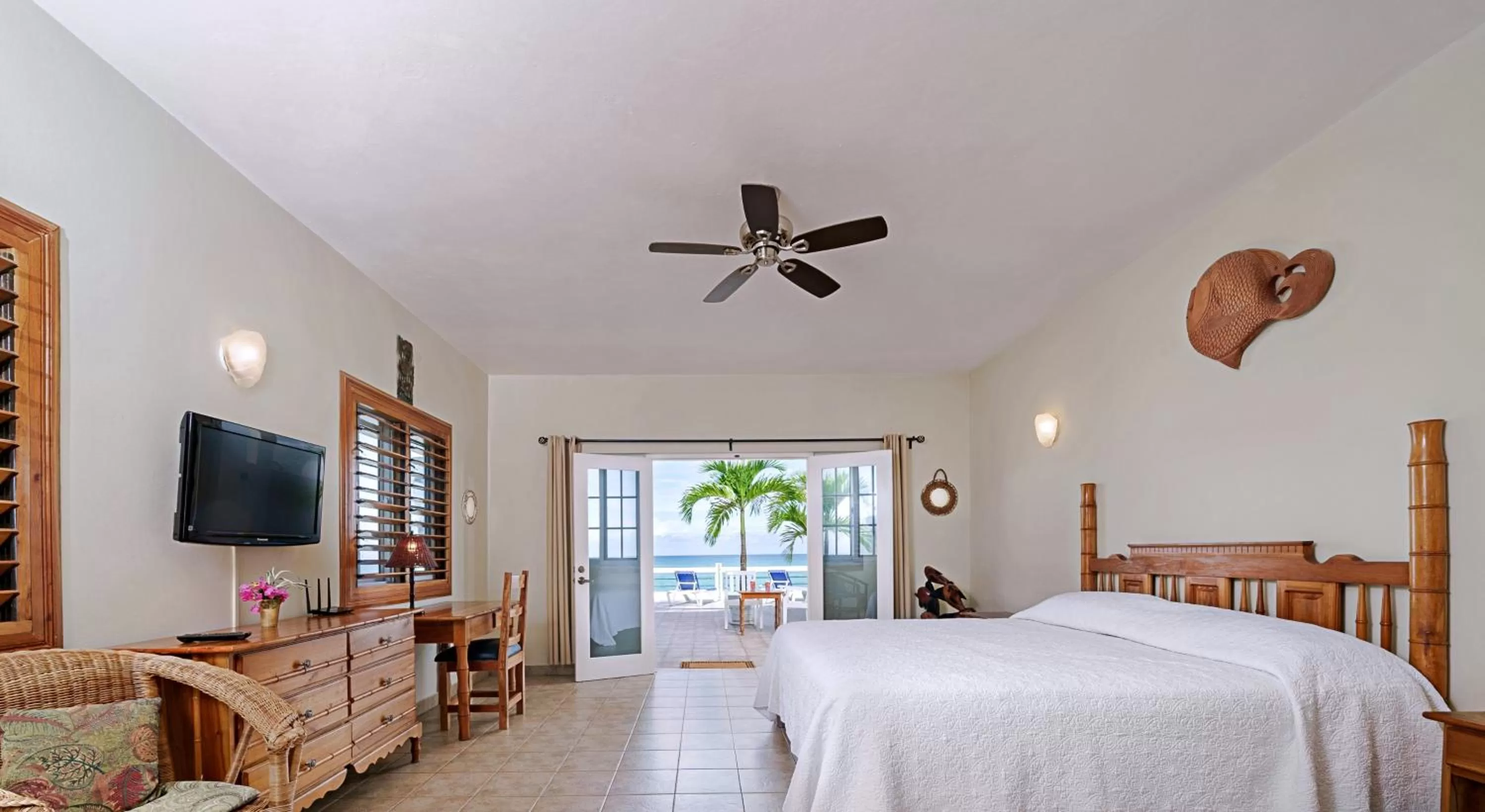 Bedroom in Beach House Condos, Negril